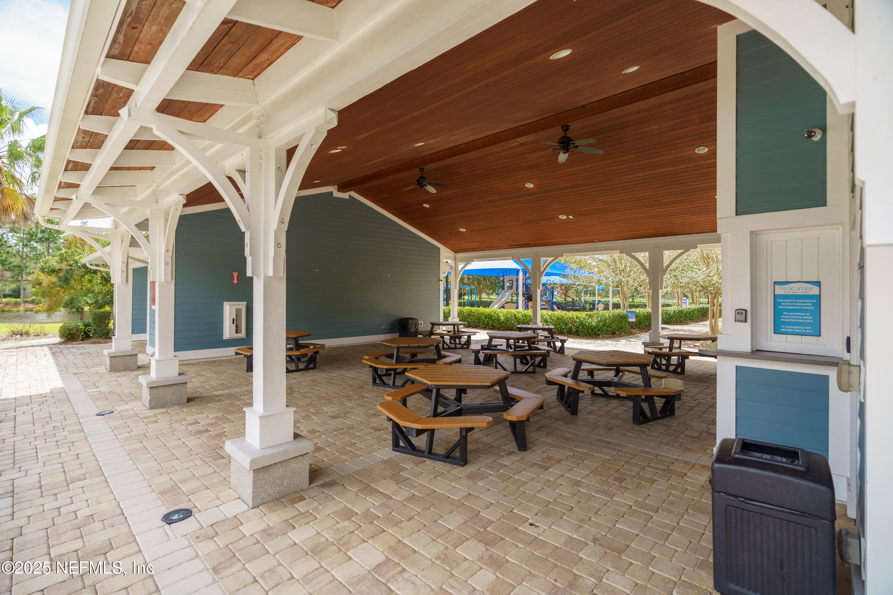 699 ASPEN LEAF Drive