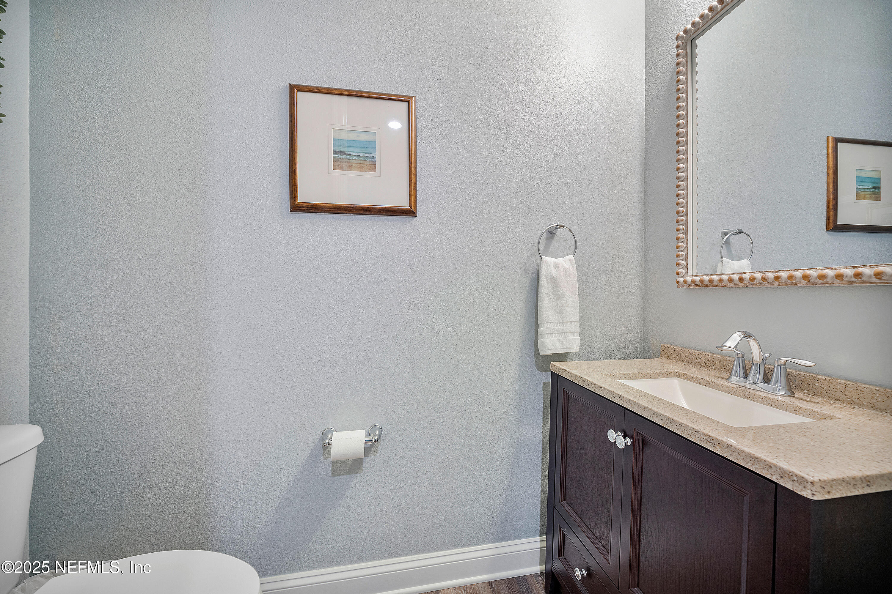 699 ASPEN LEAF Drive