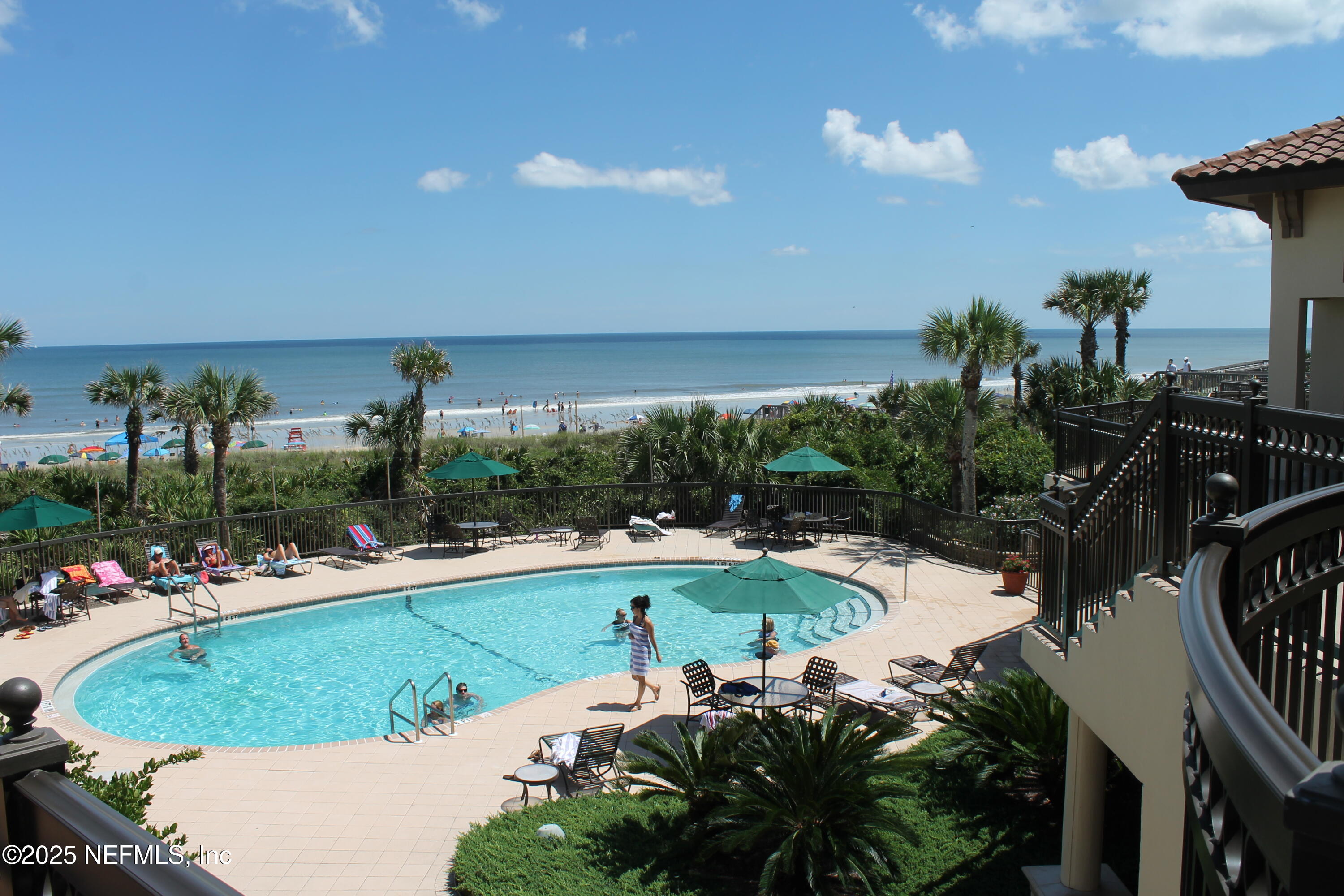 1 WALKERS RIDGE Drive