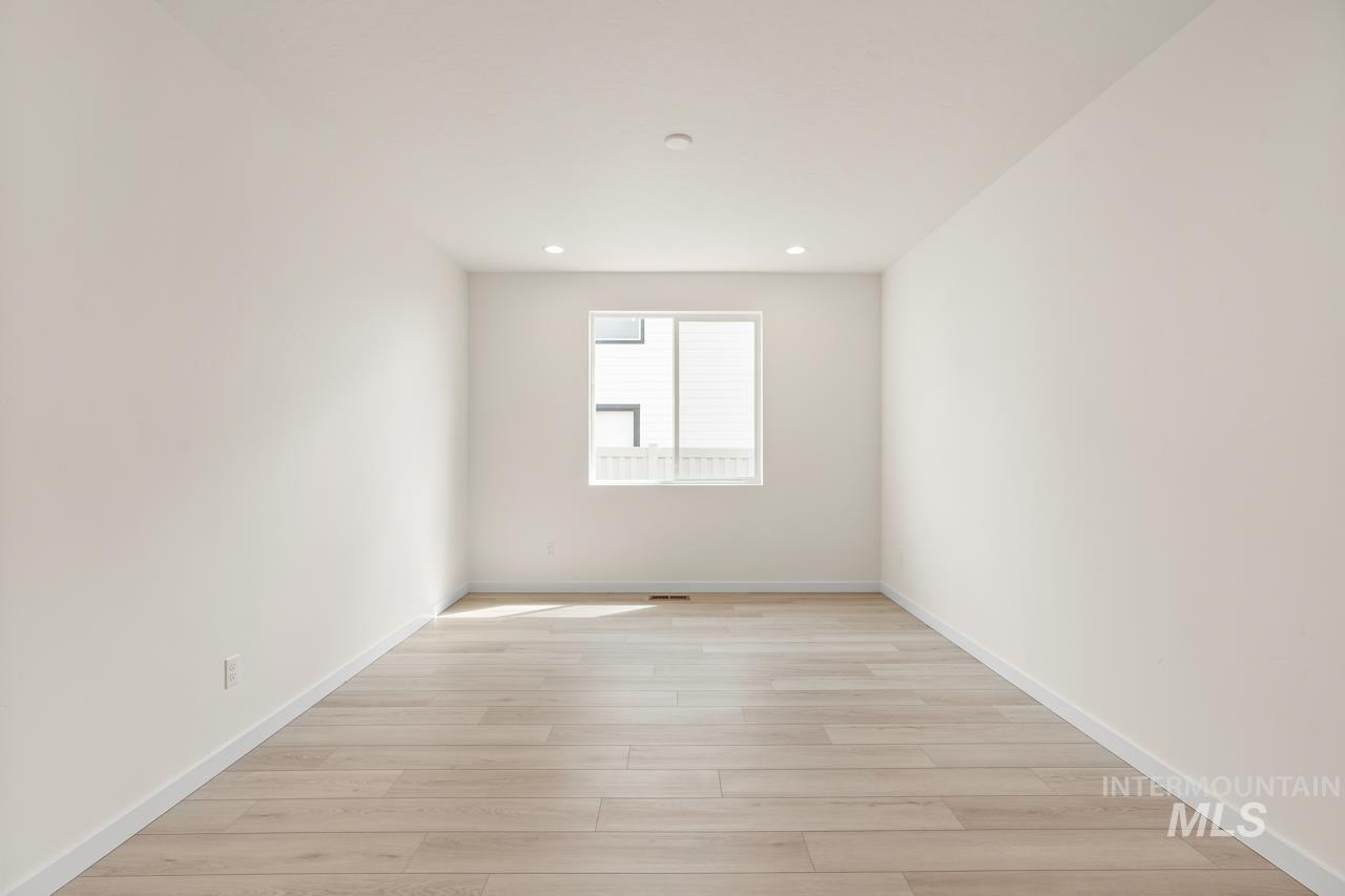 1423 Stirling Meadow St