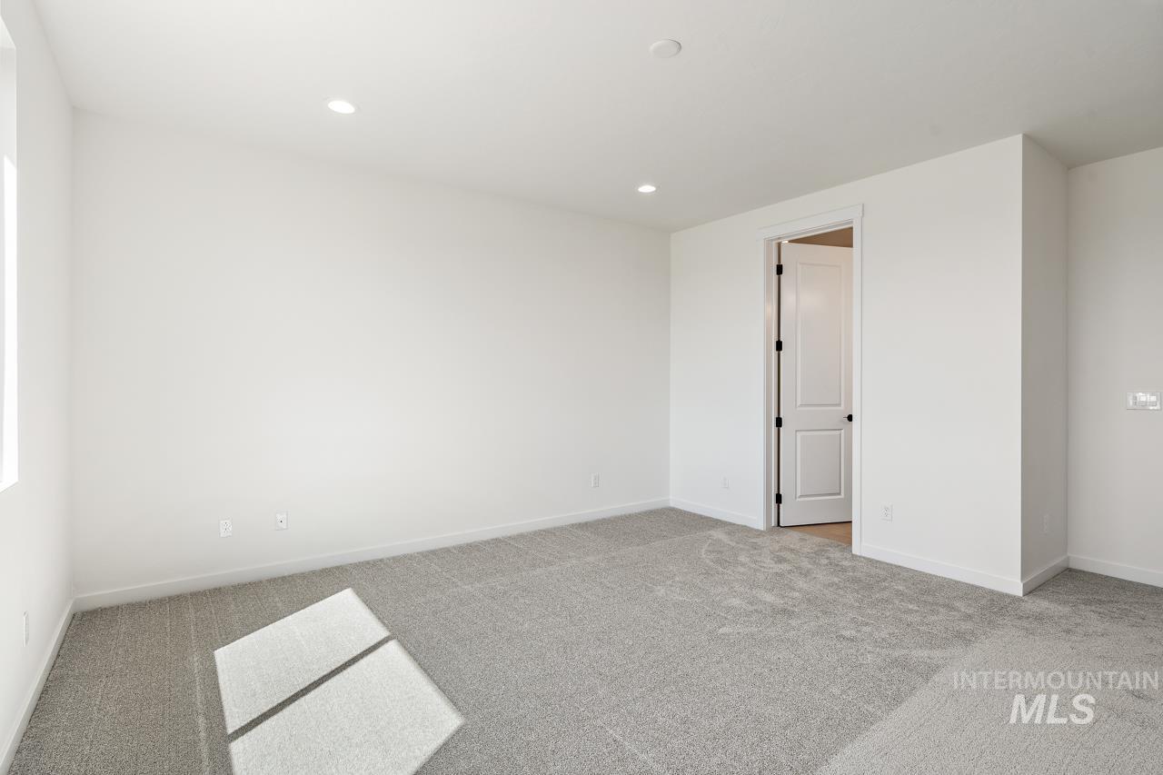 1423 Stirling Meadow St