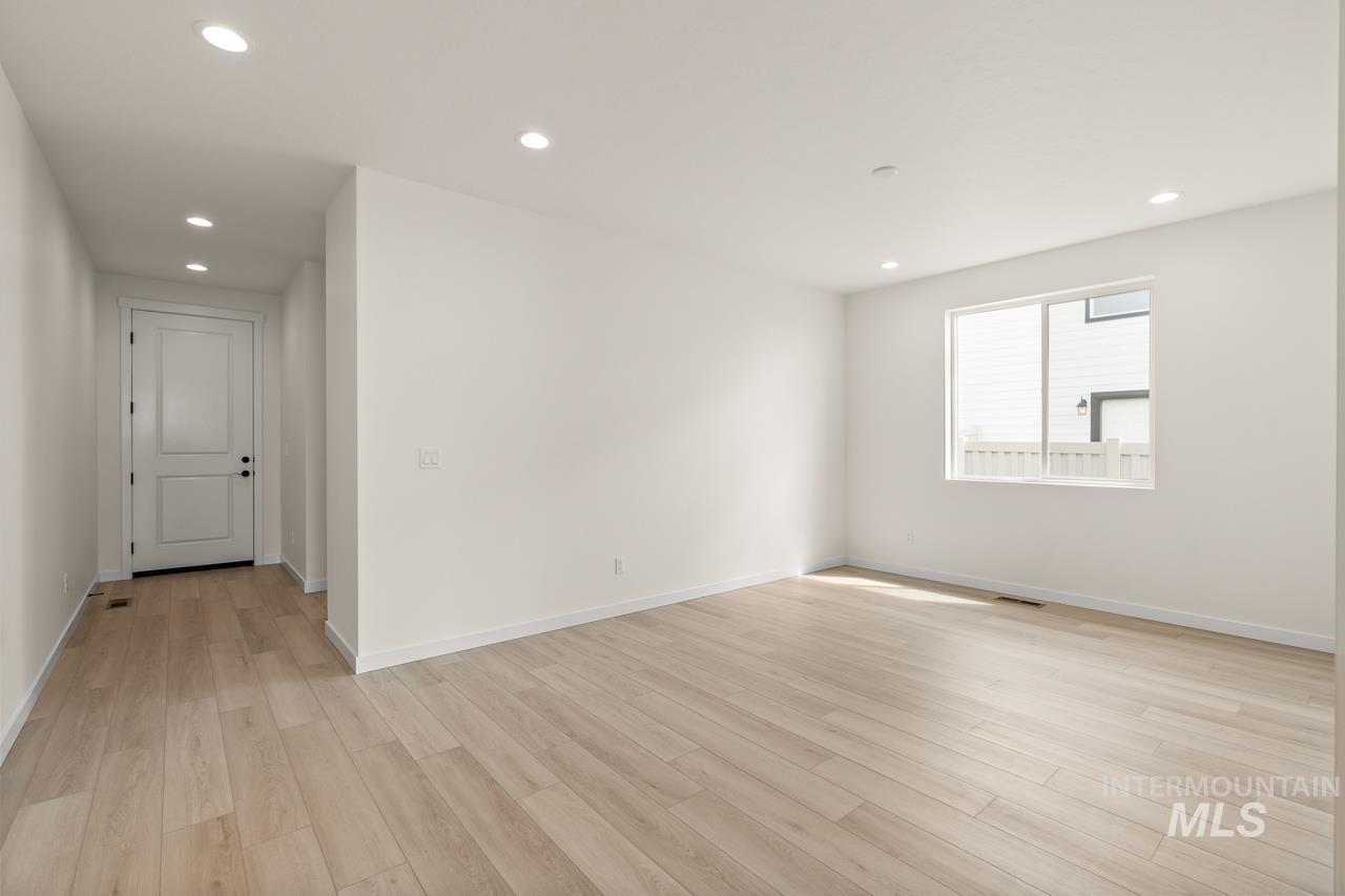 1423 Stirling Meadow St