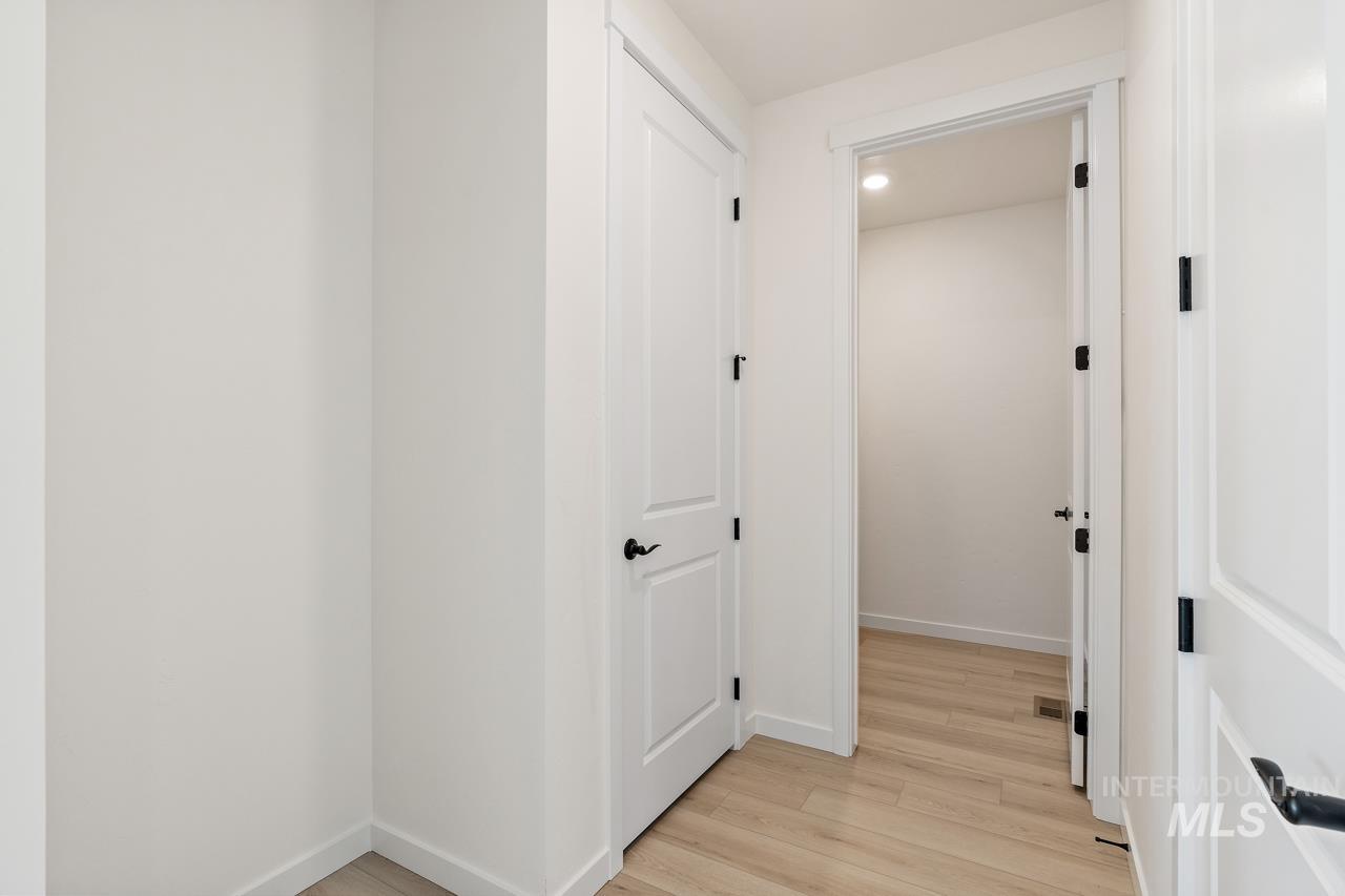 1423 Stirling Meadow St