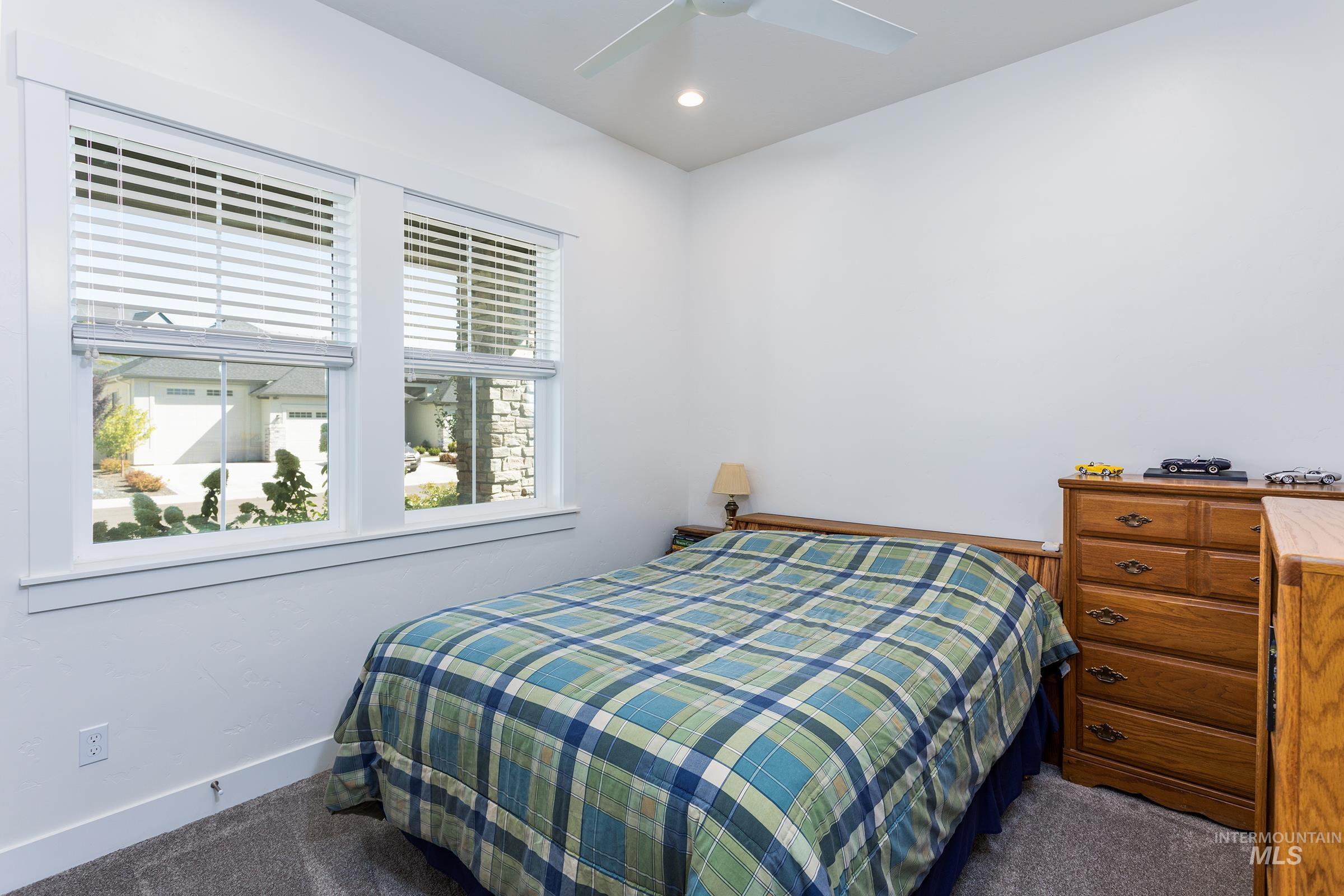 11409 W Threadgrass St.