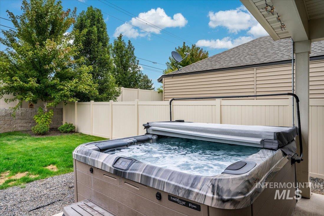 2066 E Ringneck Street