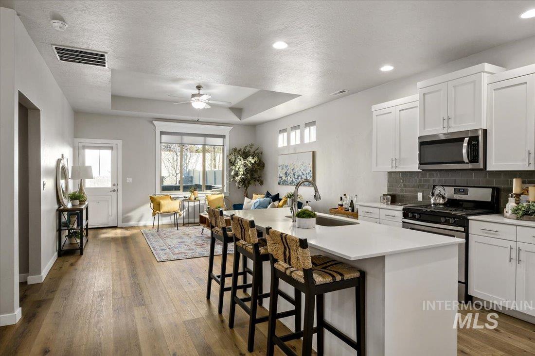 2066 E Ringneck Street