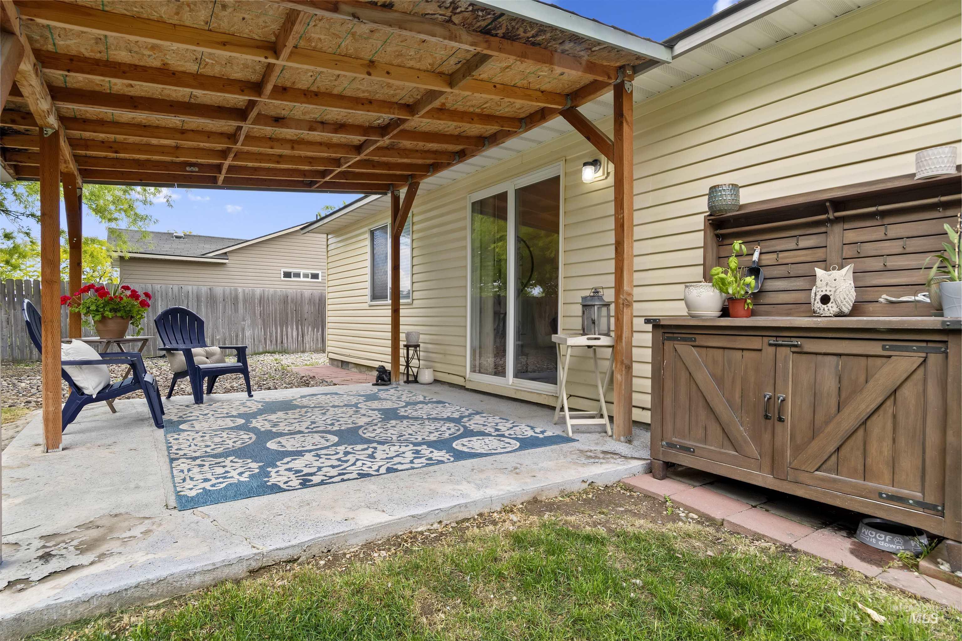 5609 Landsdown Ave.