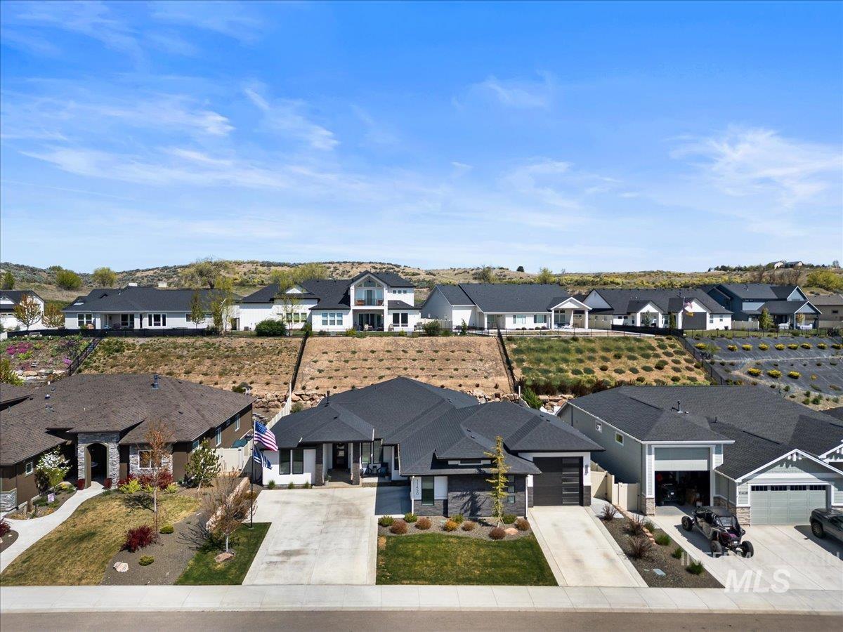 11450 W Threadgrass St