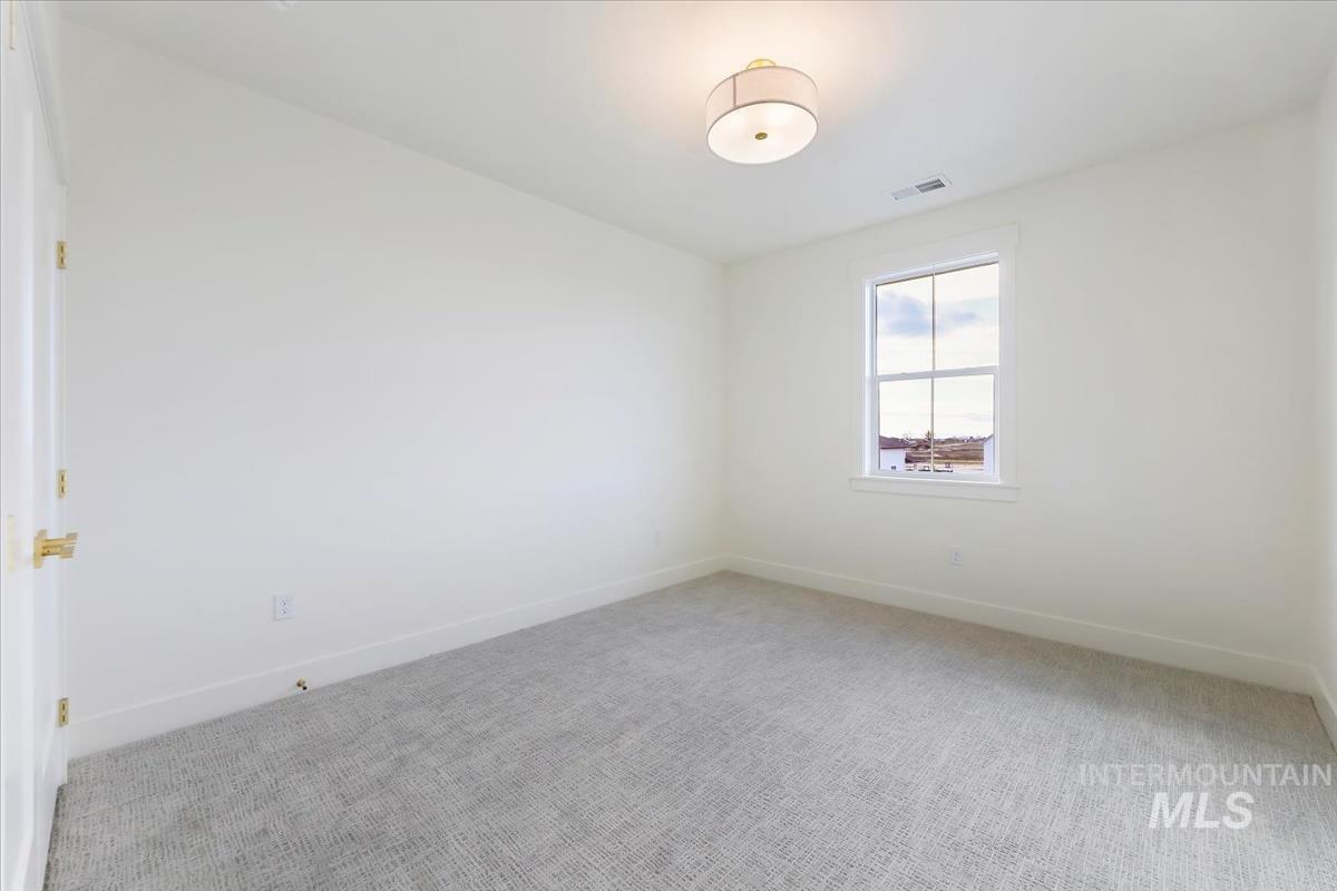 2228 N Palaestra Ave