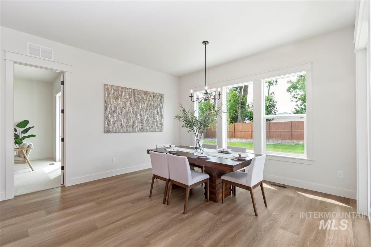 2228 N Palaestra Ave