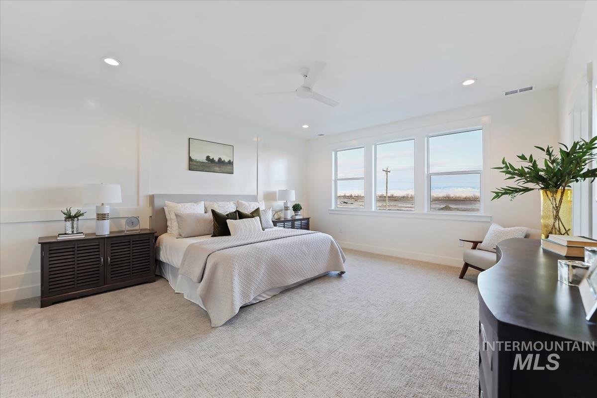 2228 N Palaestra Ave