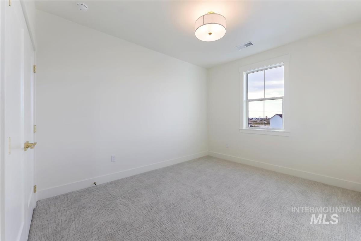 2228 N Palaestra Ave