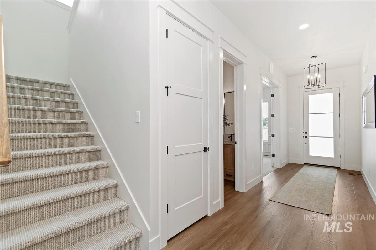 2228 N Palaestra Ave