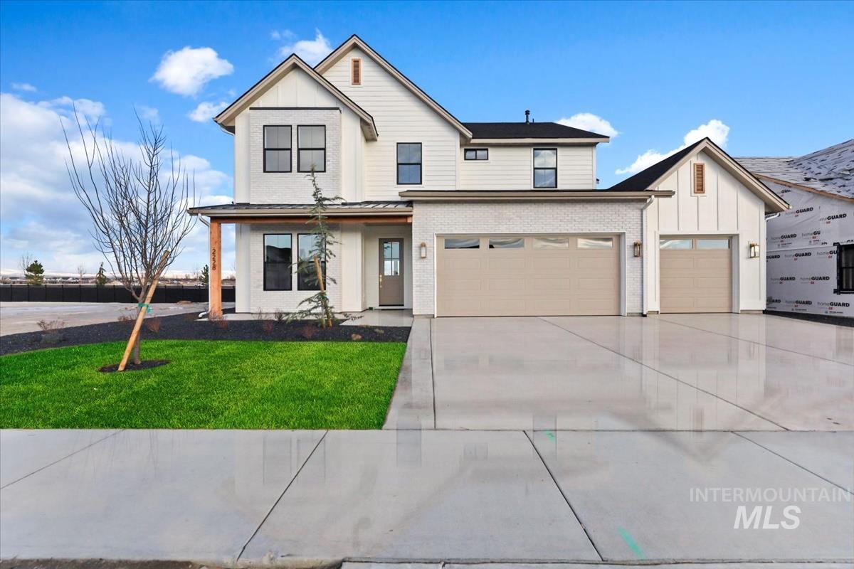 2228 N Palaestra Ave