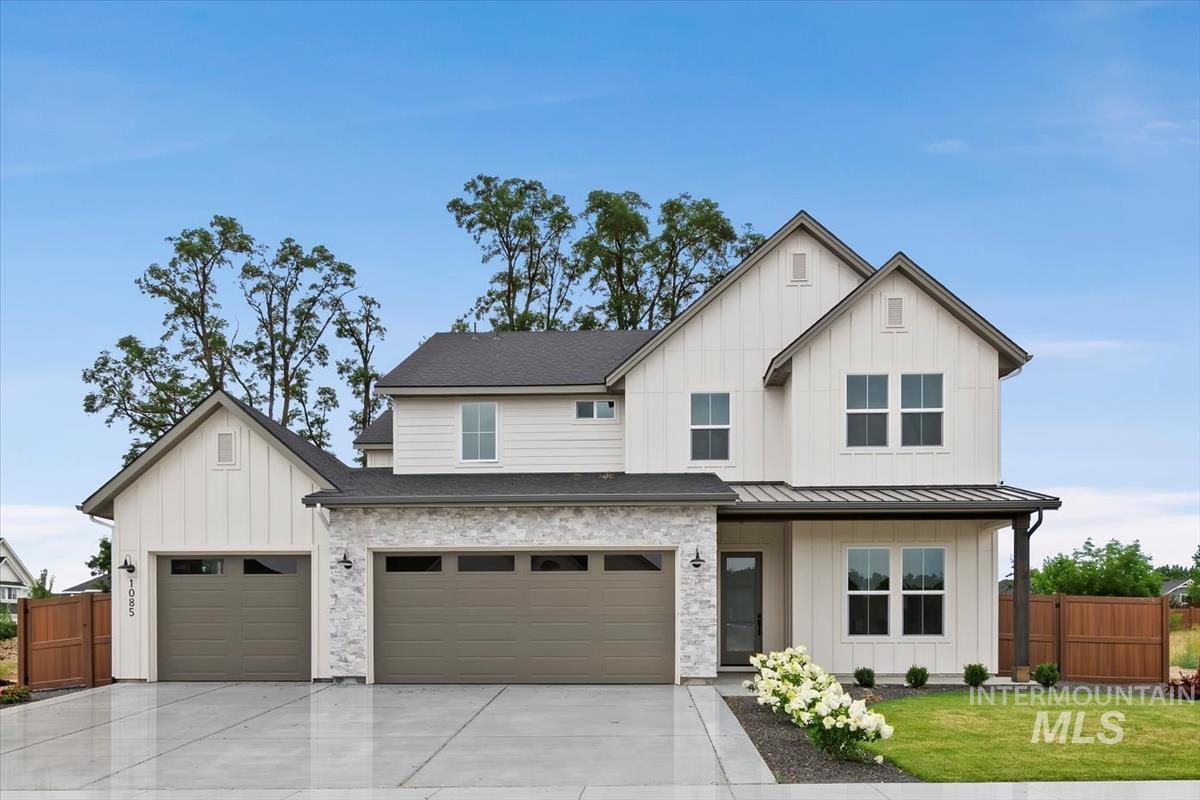 2228 N Palaestra Ave