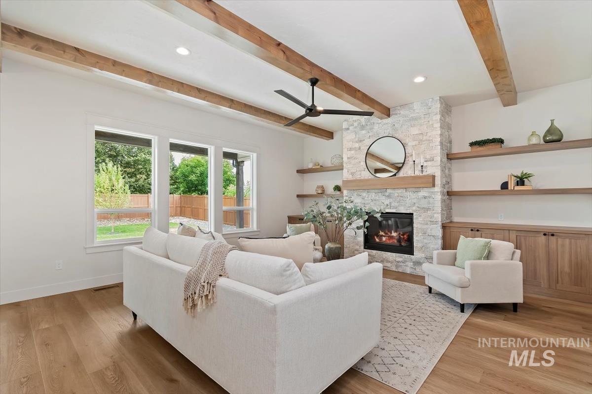 2228 N Palaestra Ave