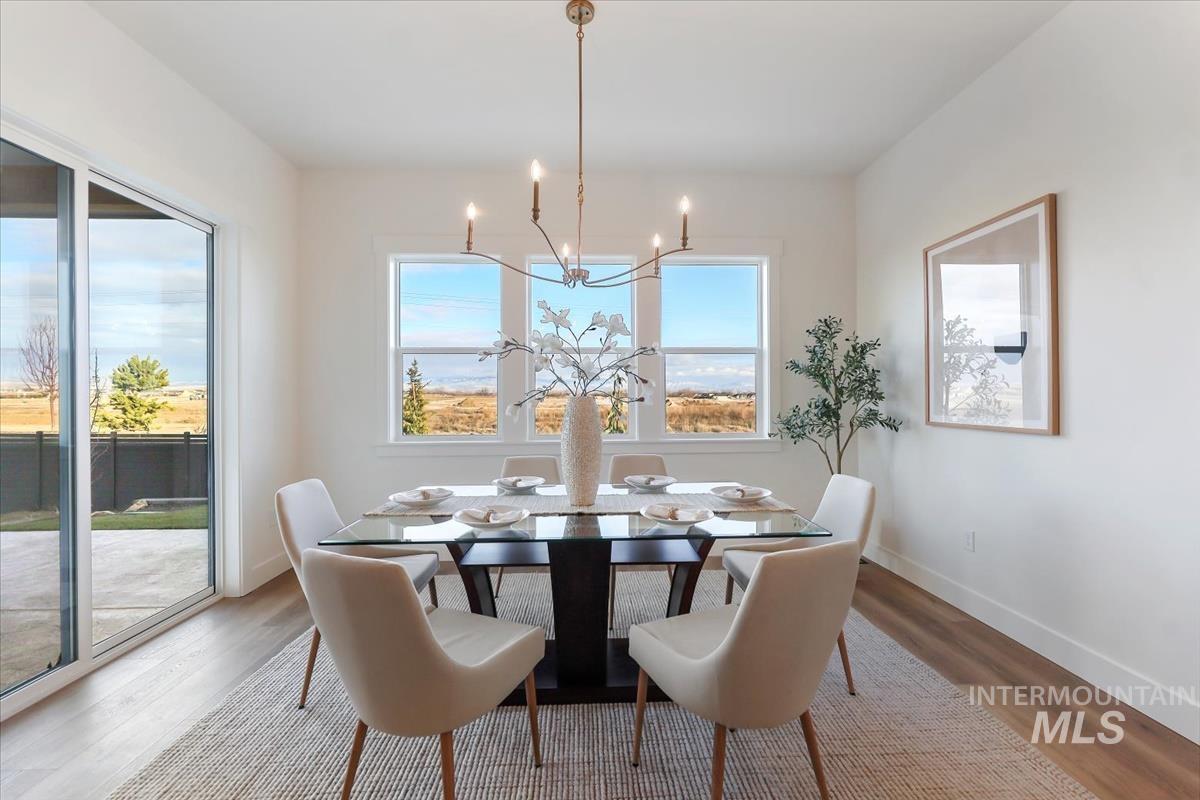 2228 N Palaestra Ave