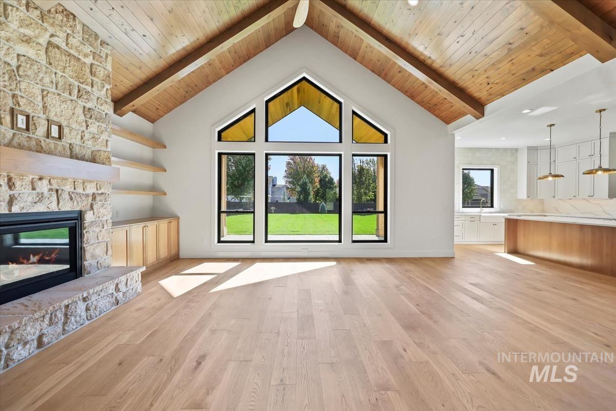 12182 N Upper Ridge Pl