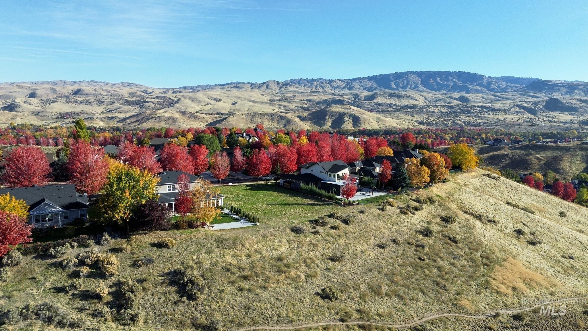 12182 N Upper Ridge Pl