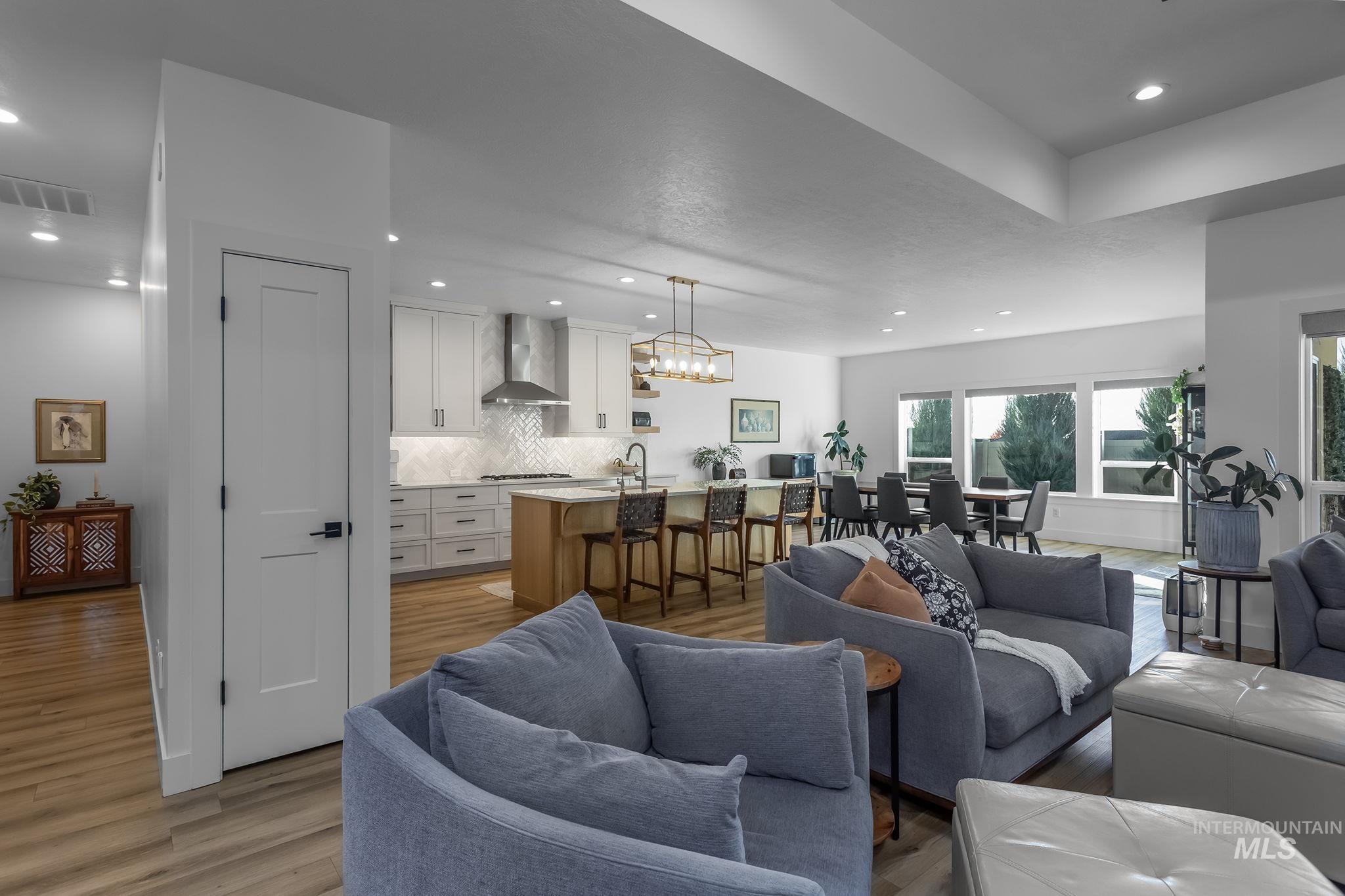 11445 W Threadgrass St