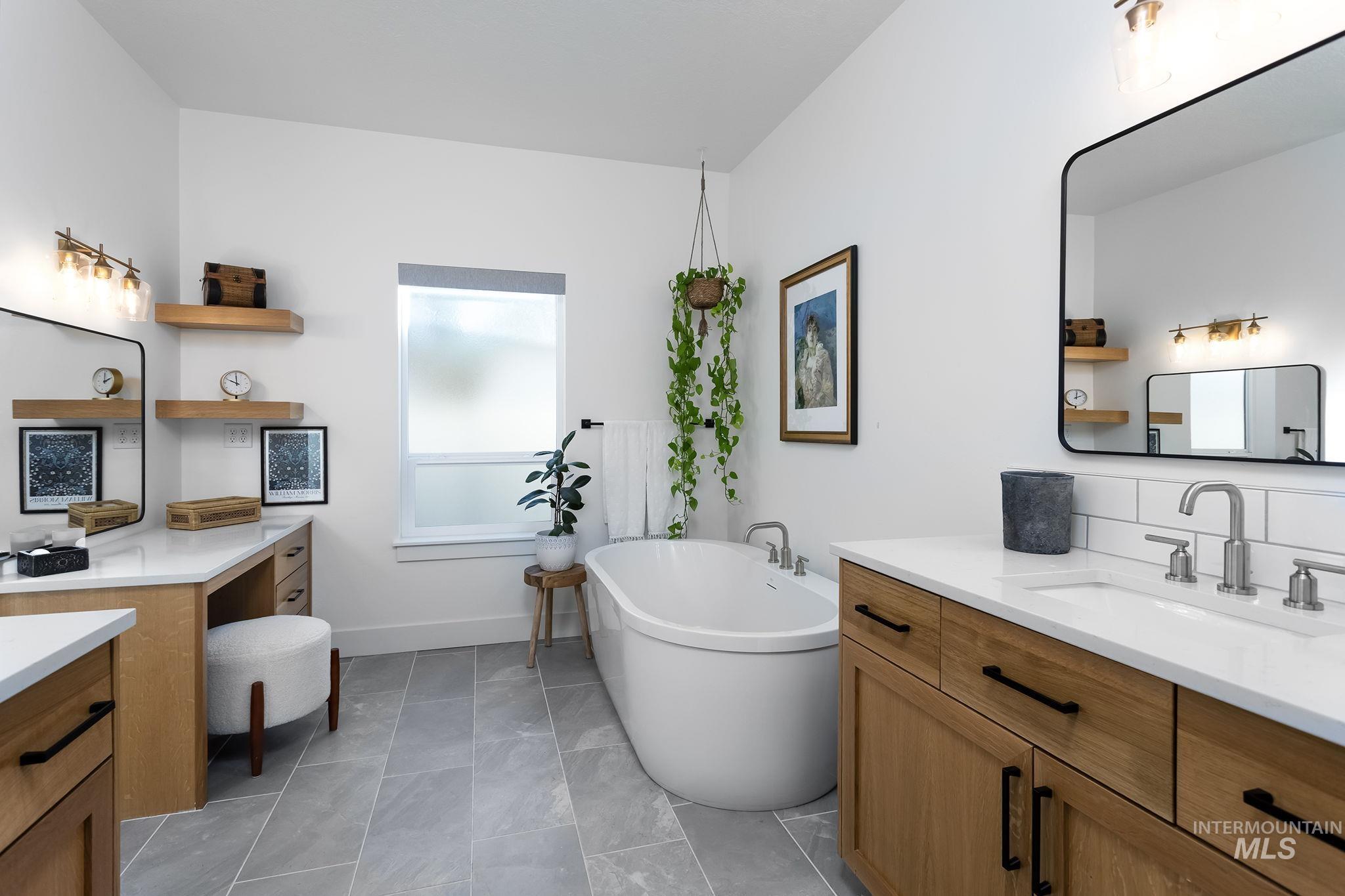 11445 W Threadgrass St