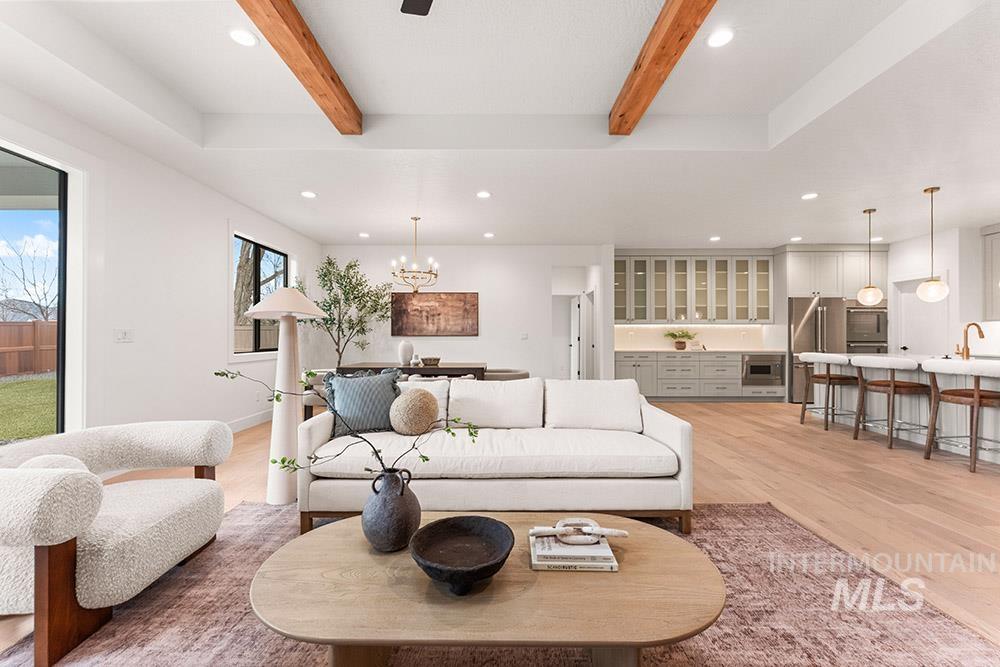 1049 N Gracie Ave Unit: Lot 1/7