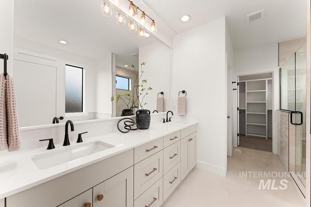 1049 N Gracie Ave Unit: Lot 1/7