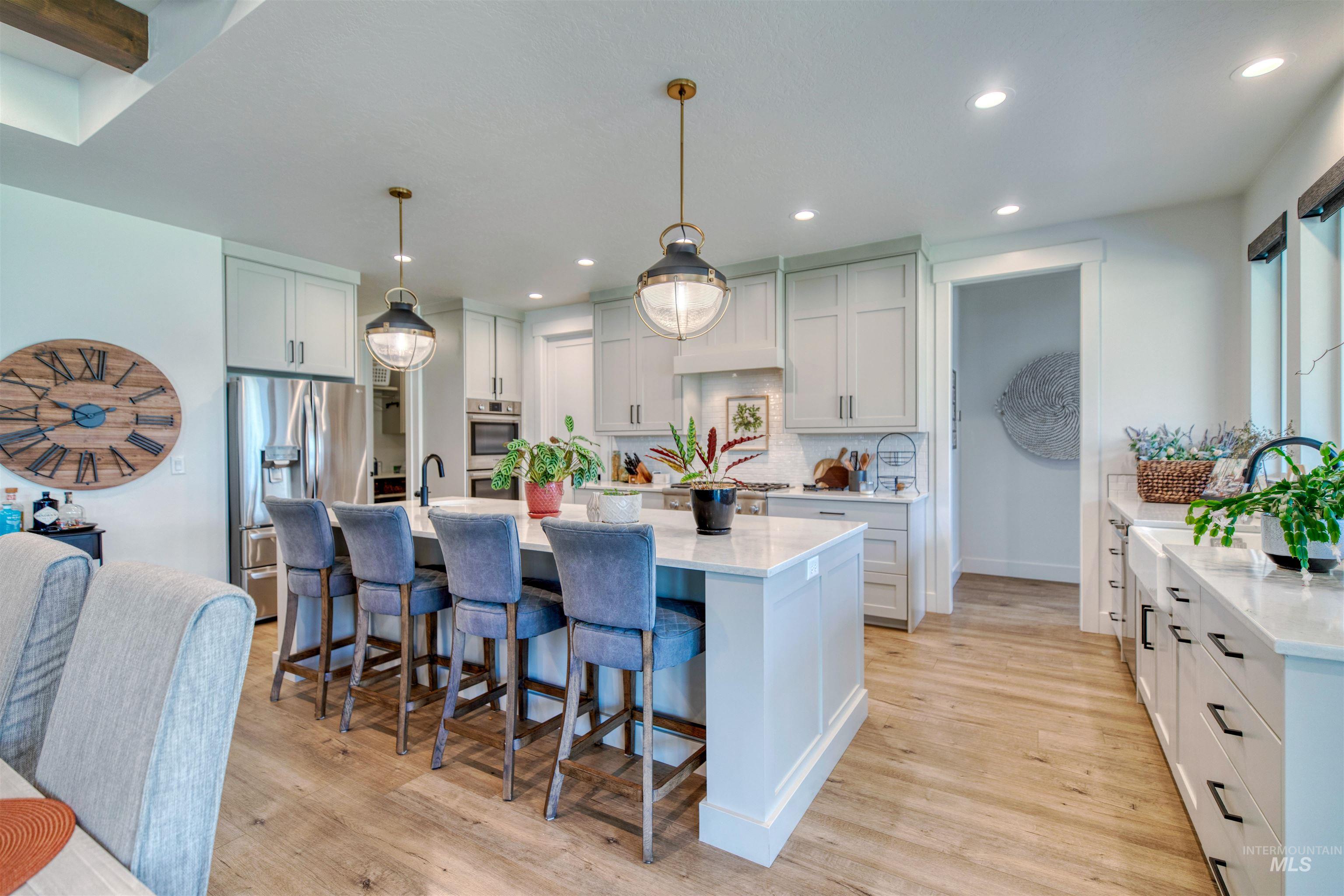3308 W Miners Farm Dr