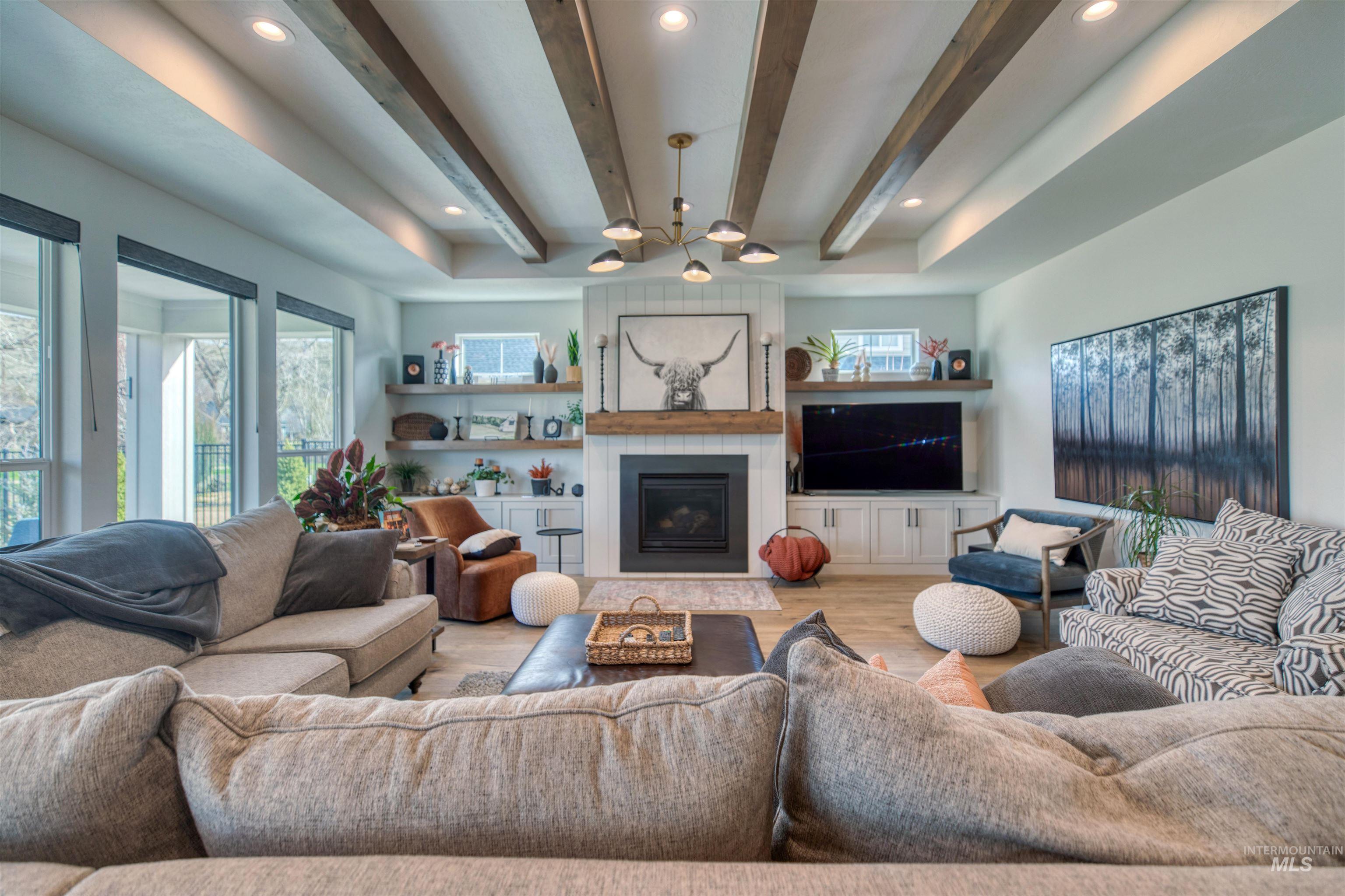 3308 W Miners Farm Dr