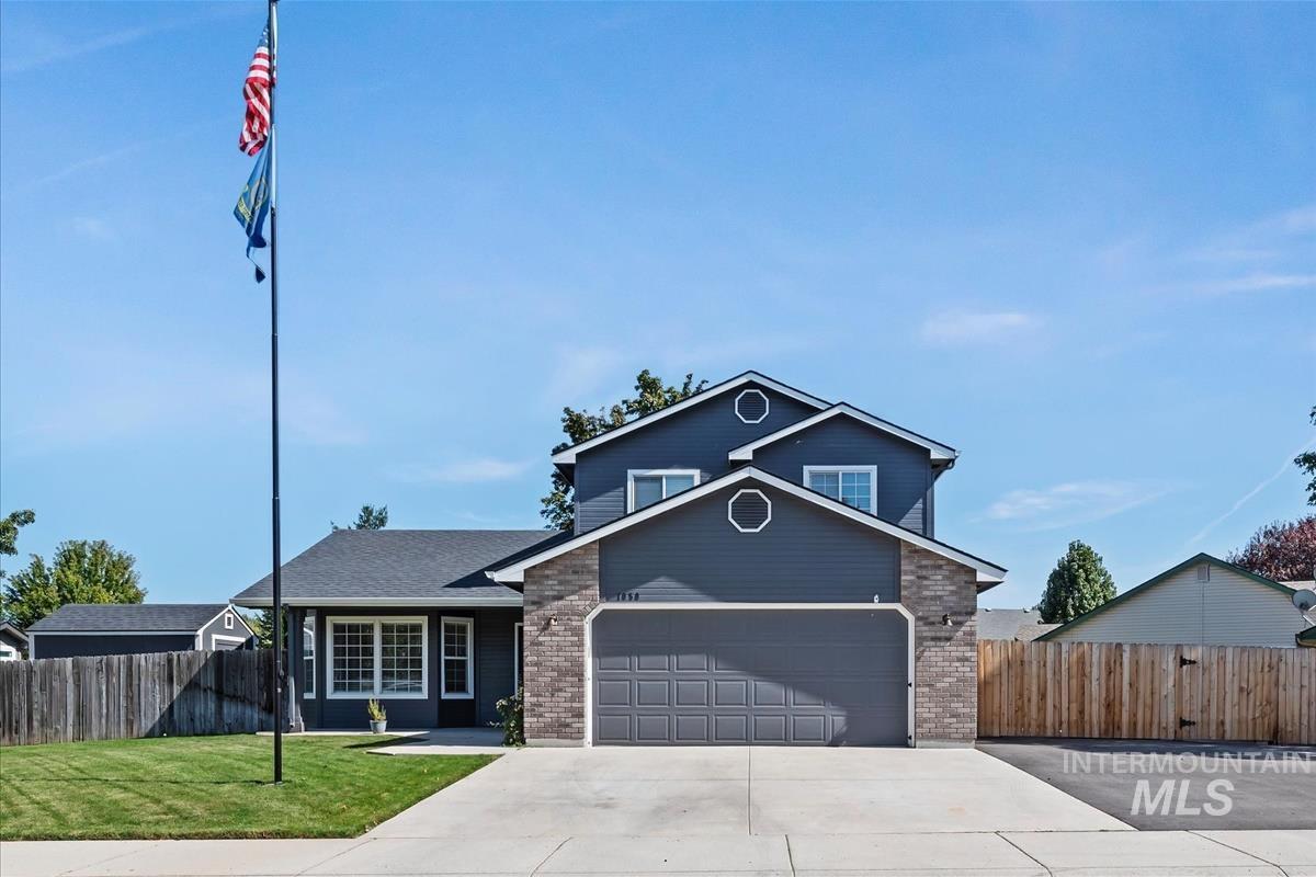1050 N Haven Cove Ave.