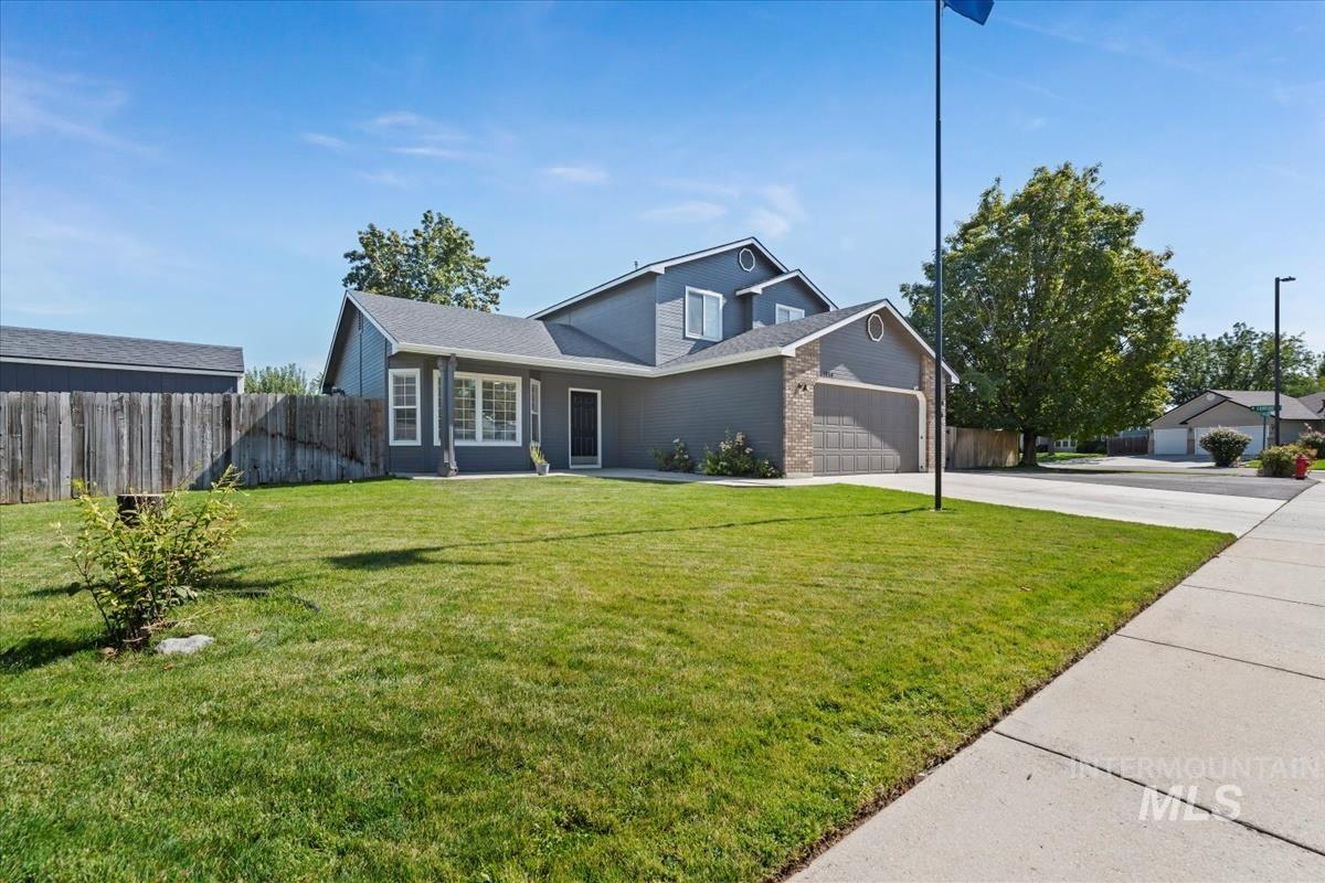1050 N Haven Cove Ave.