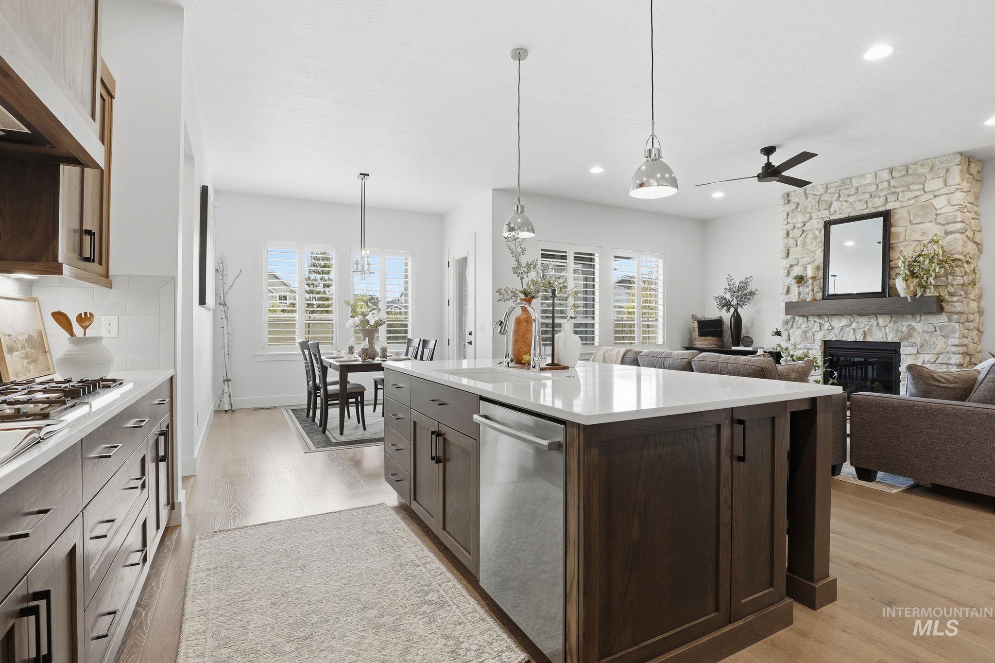 11371 W Heliopsis Dr