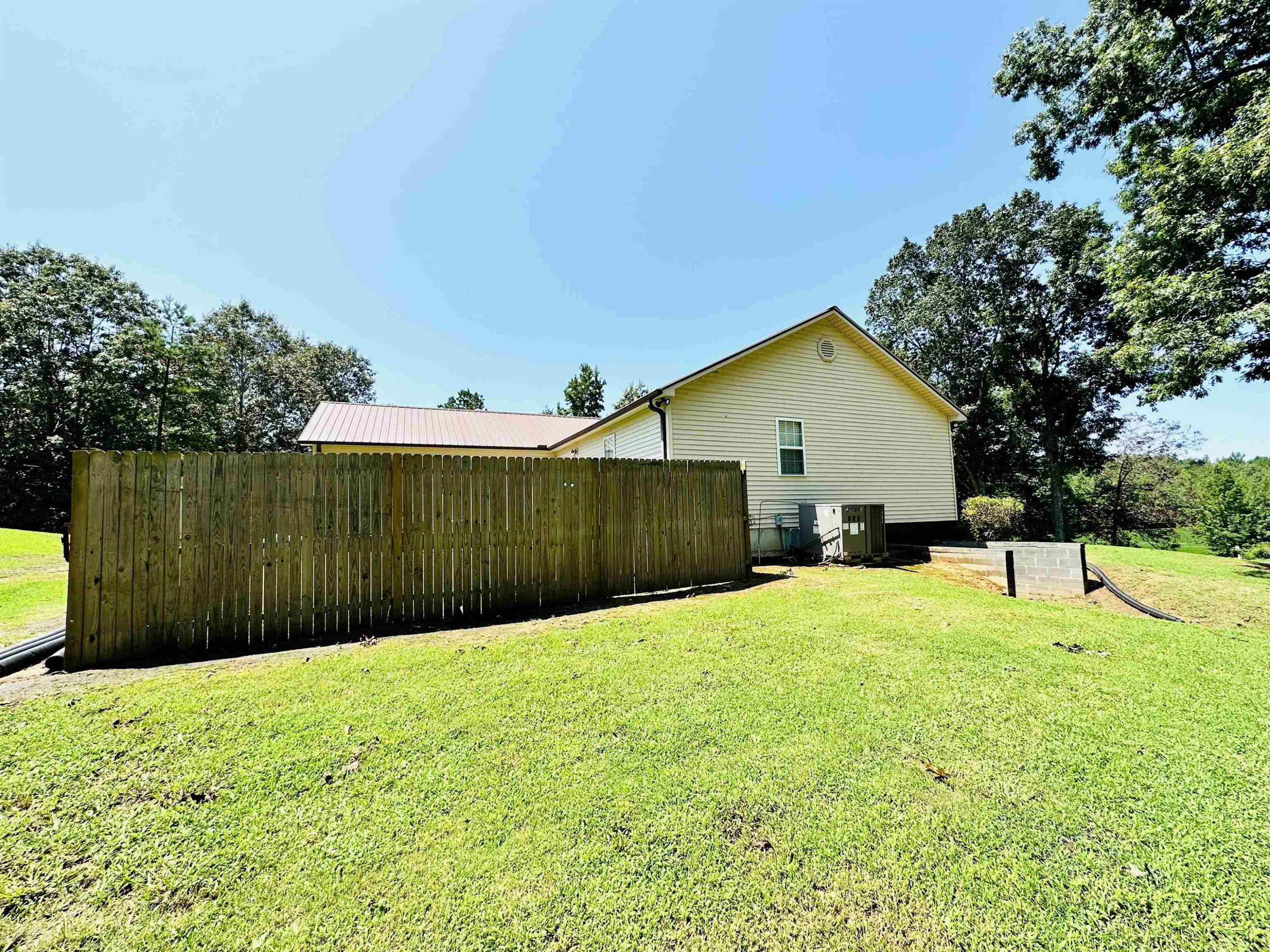 5295 Sunshine Rd.