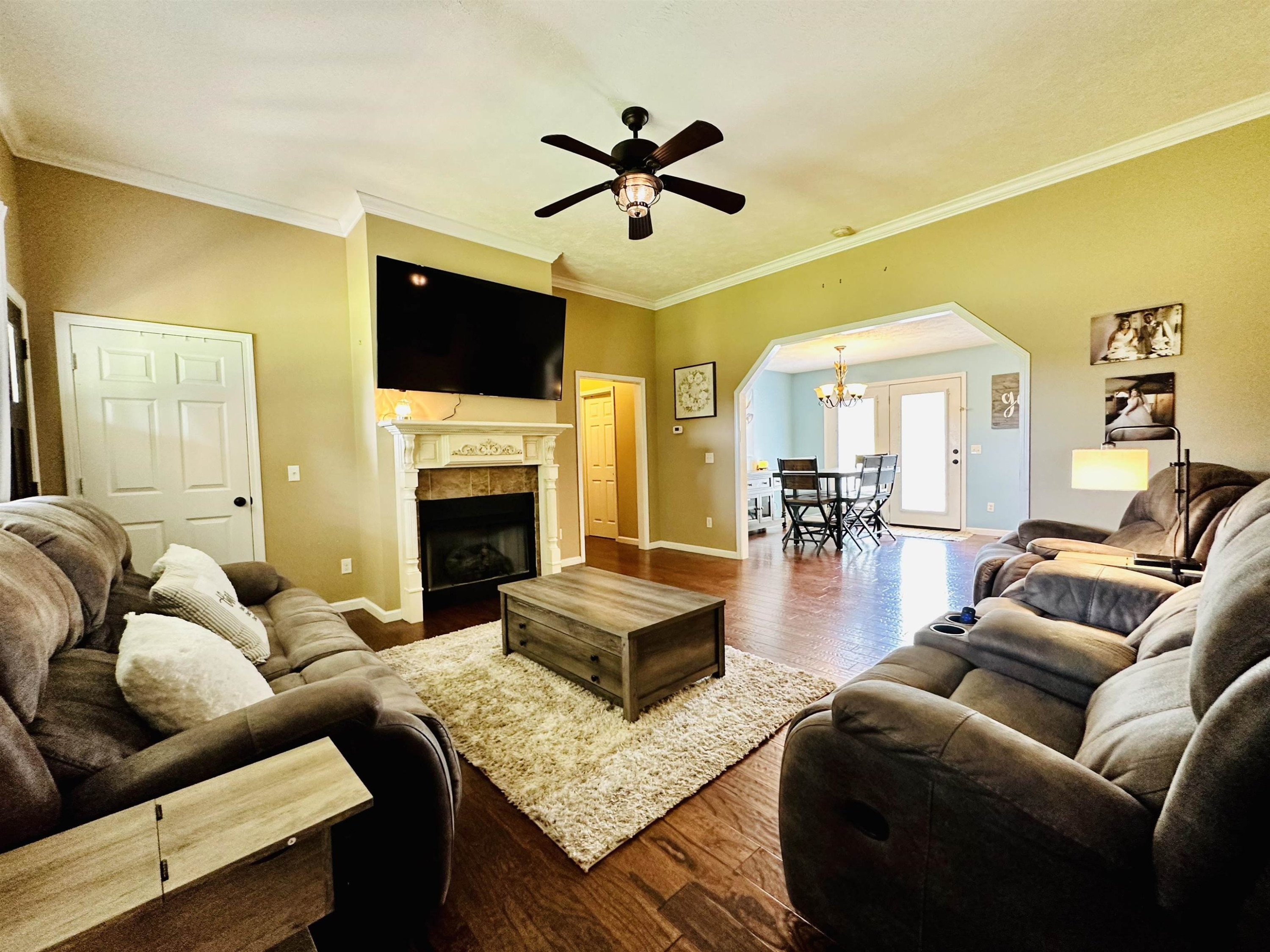 5295 Sunshine Rd.