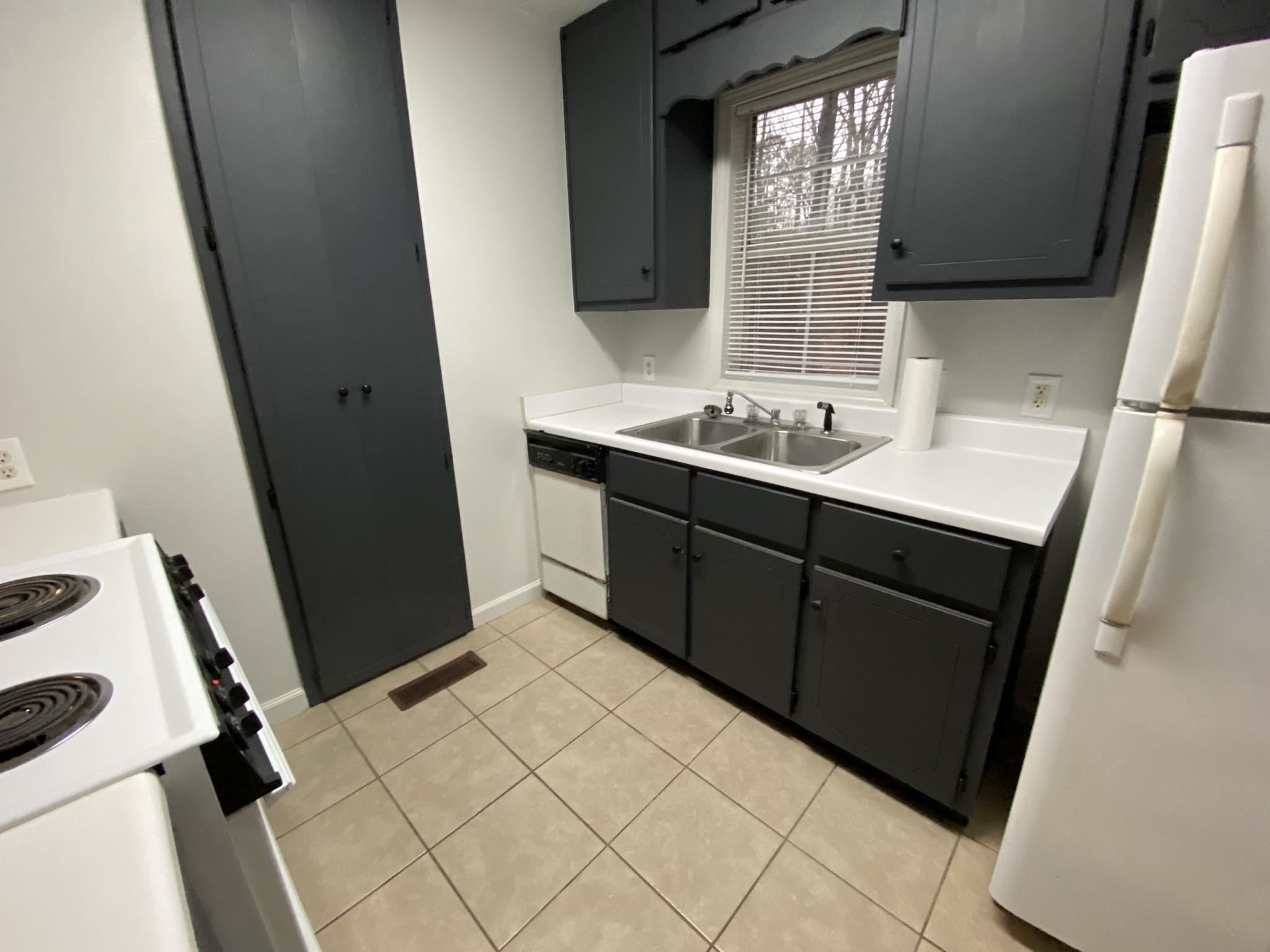 1133 Phillips Drive