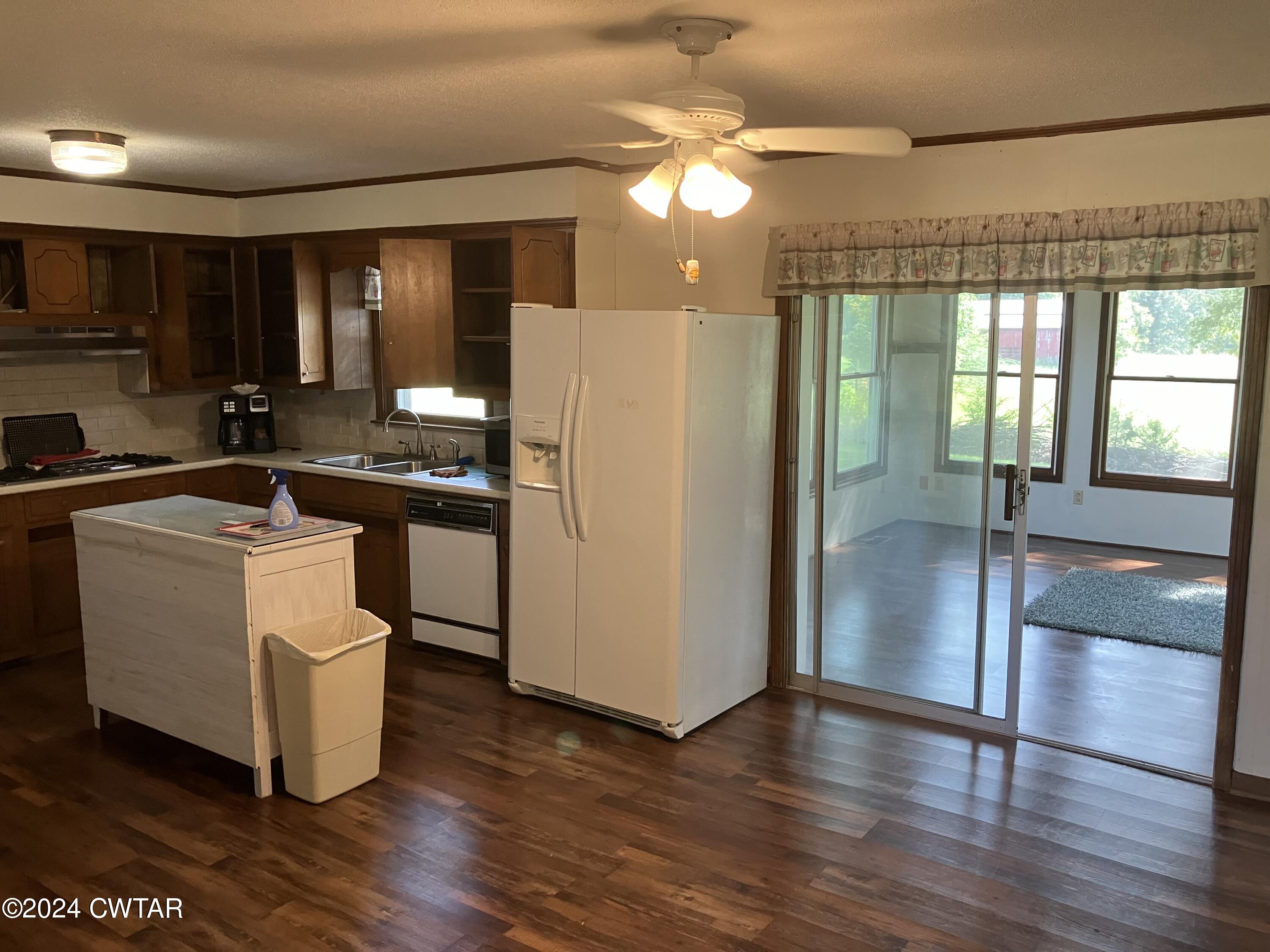 745 W state route 225