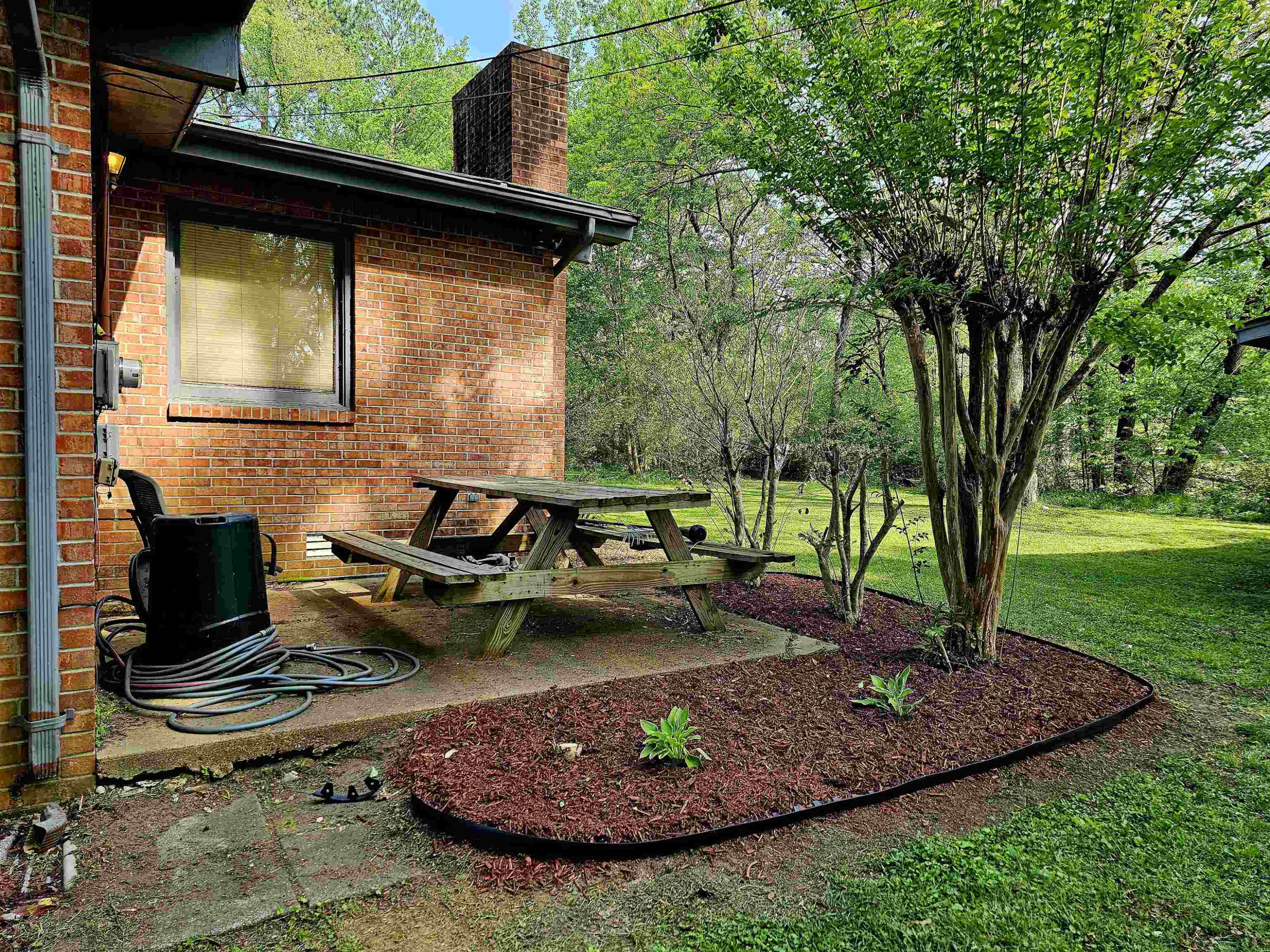 497 Henderson Road