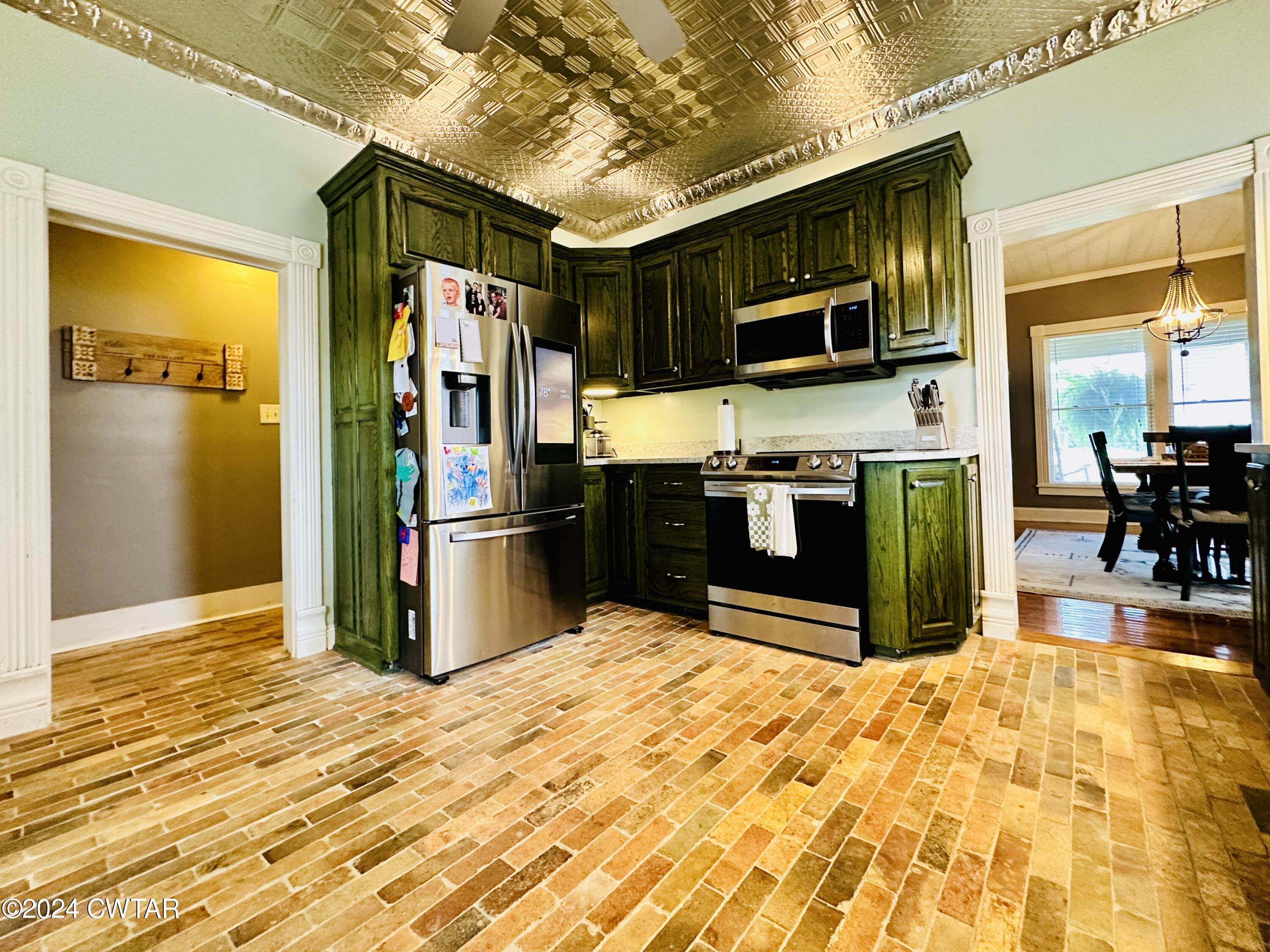 3 Old Henderson Road