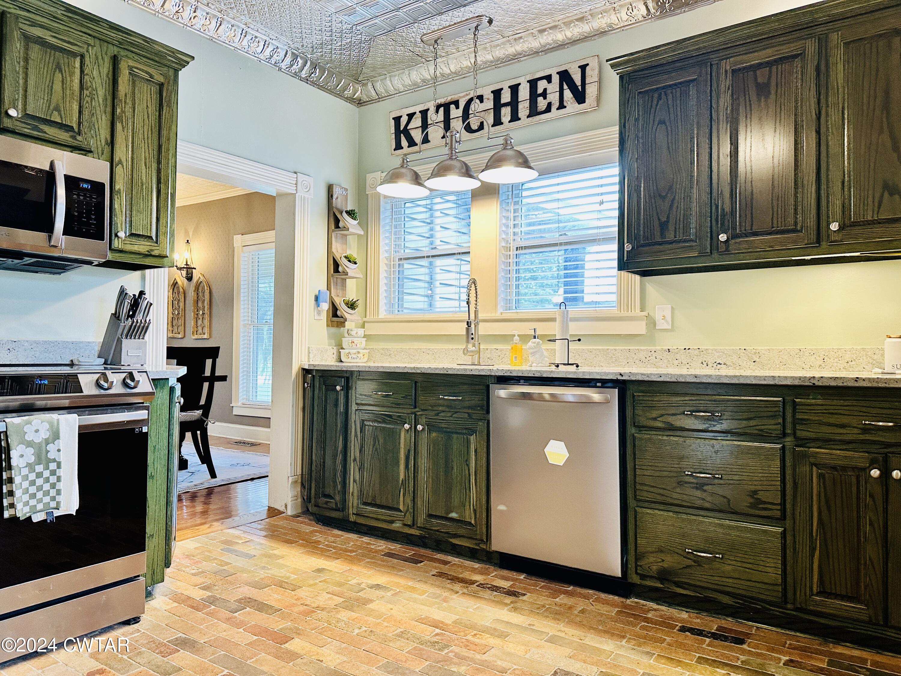 3 Old Henderson Road