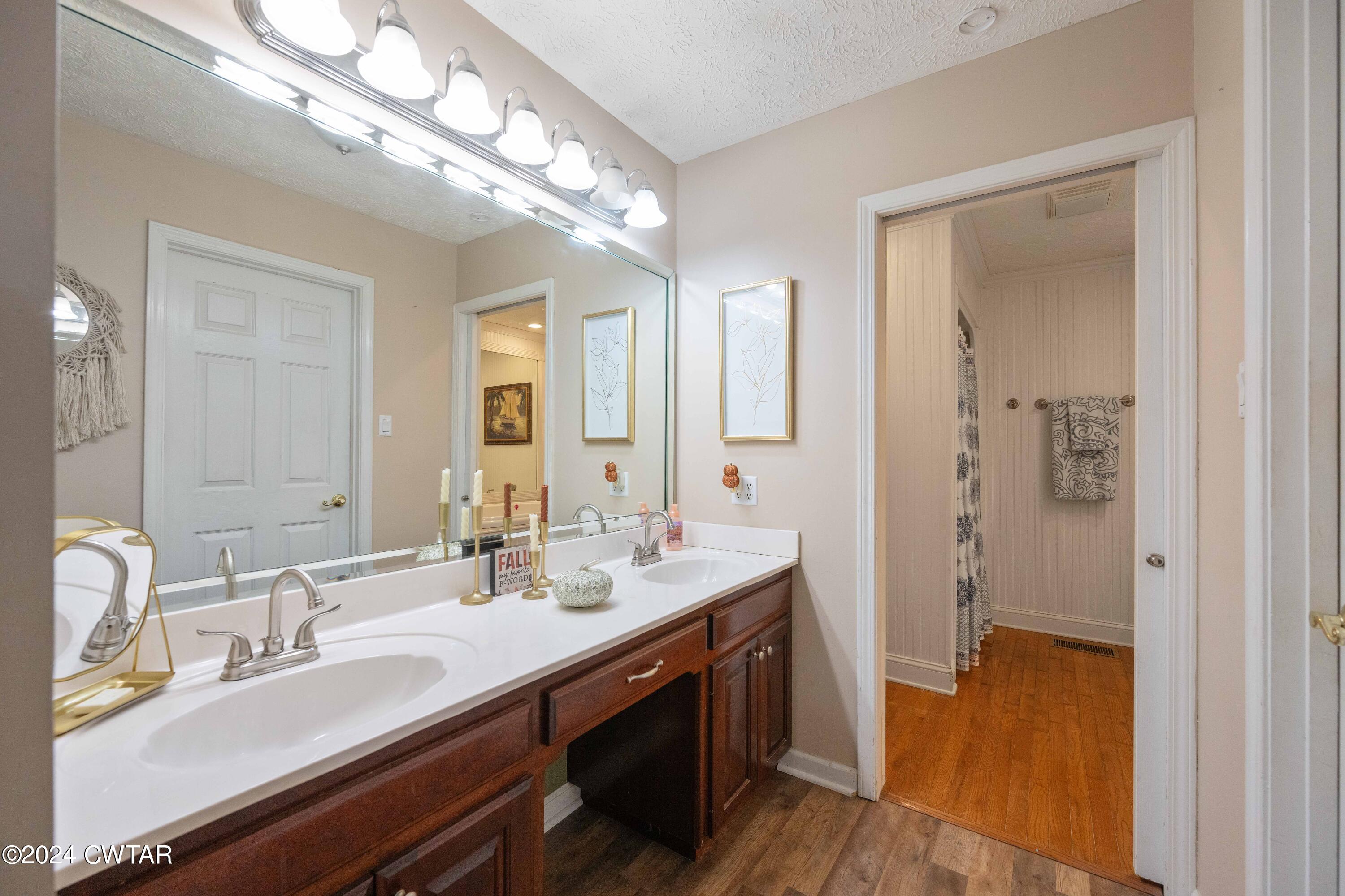 2989 Piney Creek Road