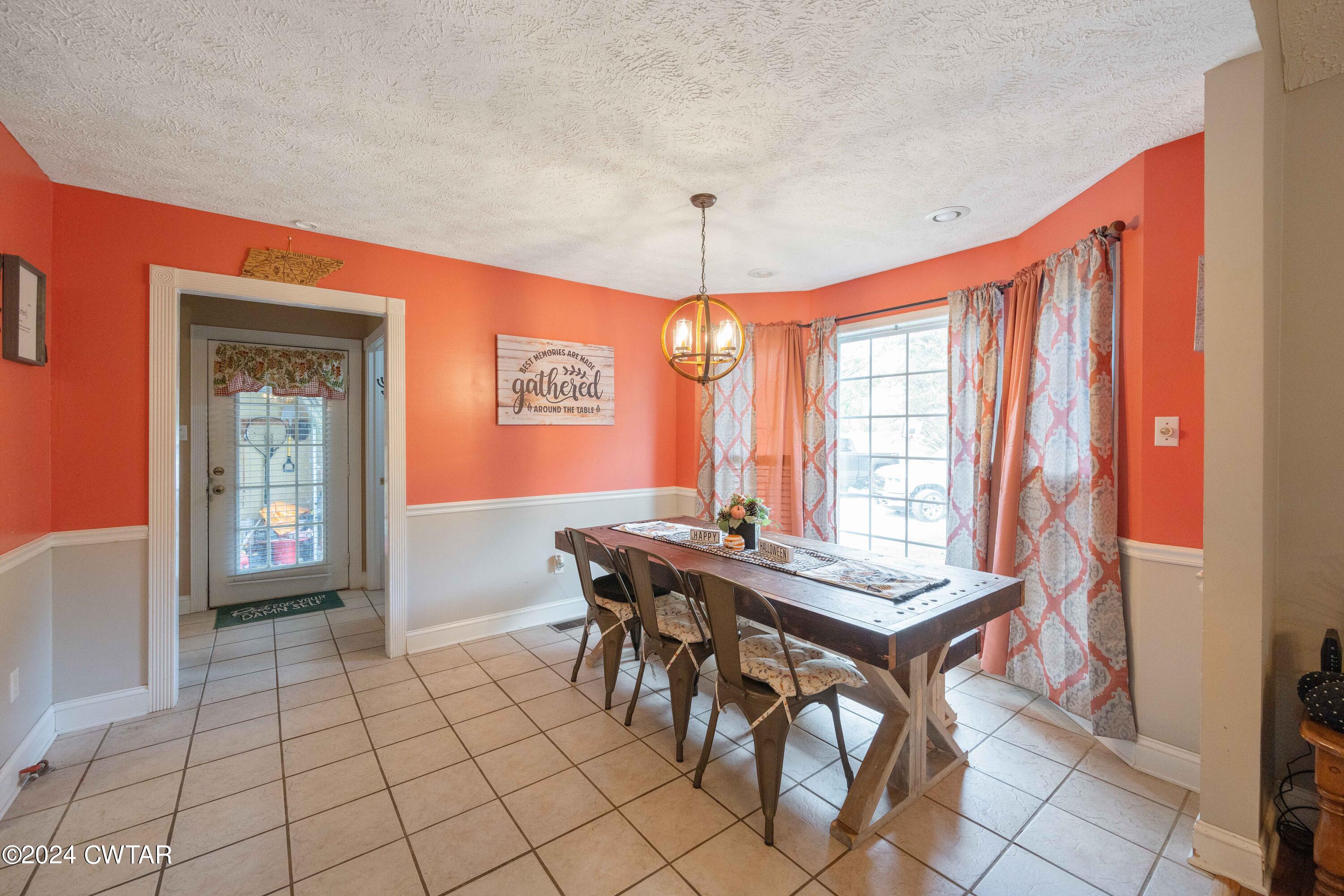 2989 Piney Creek Road