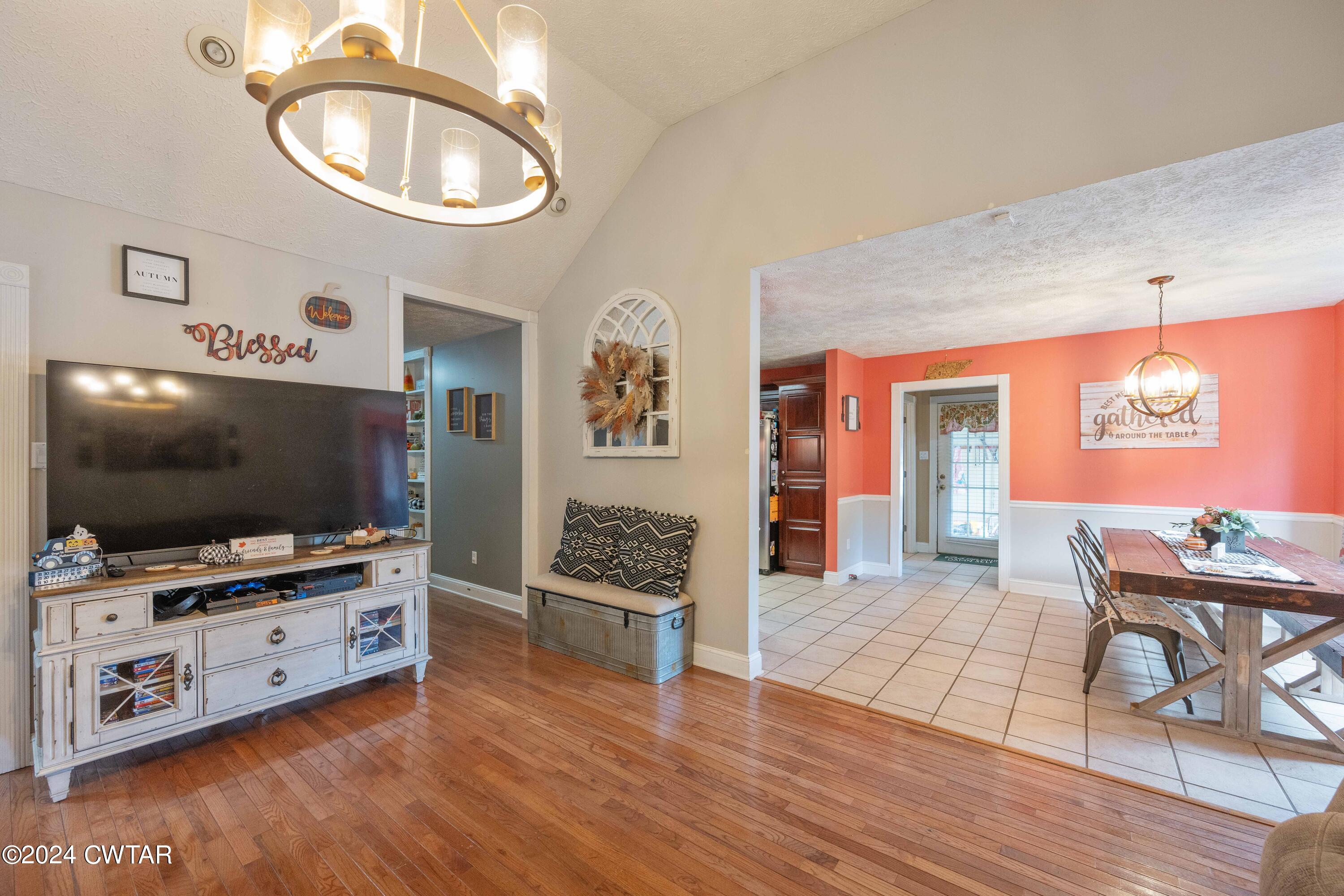 2989 Piney Creek Road