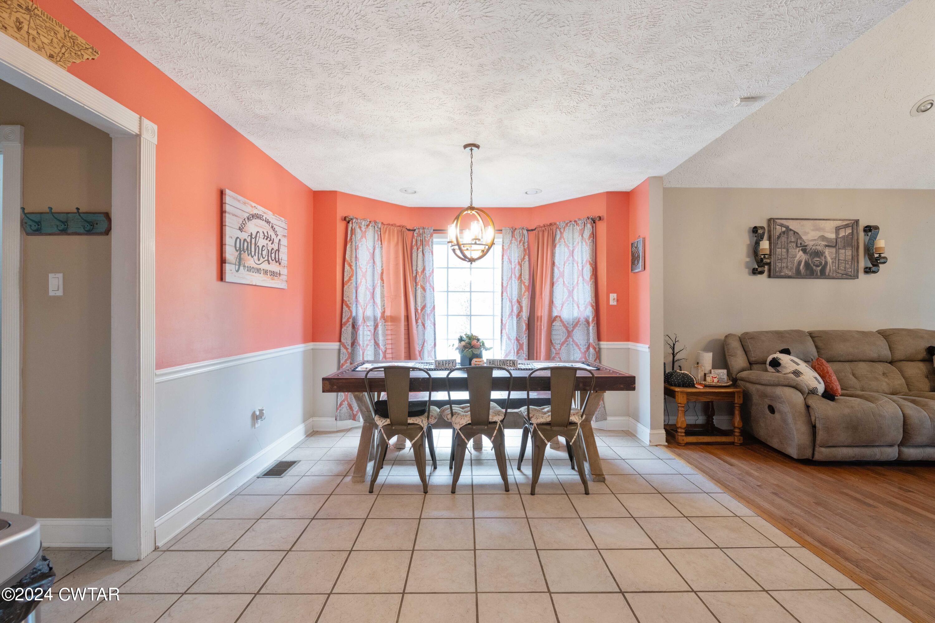 2989 Piney Creek Road