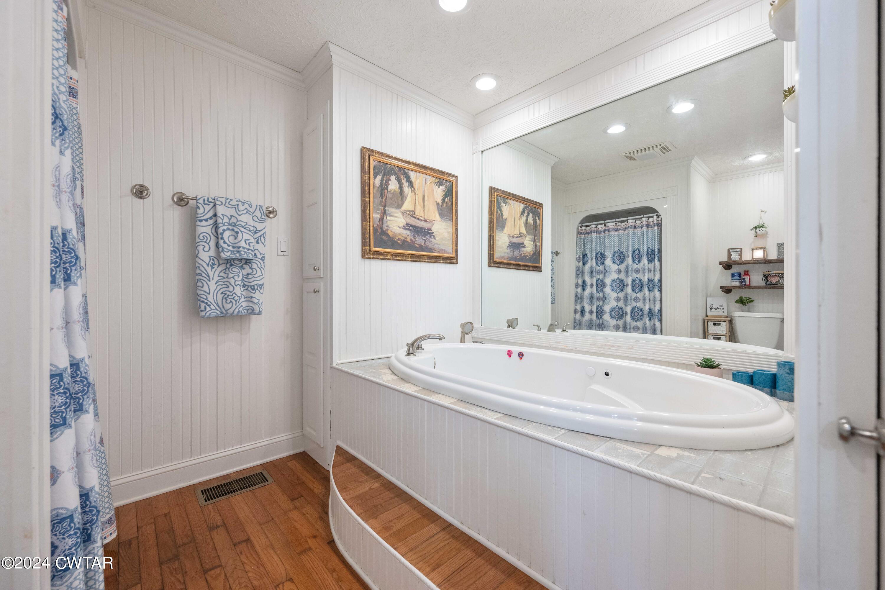 2989 Piney Creek Road