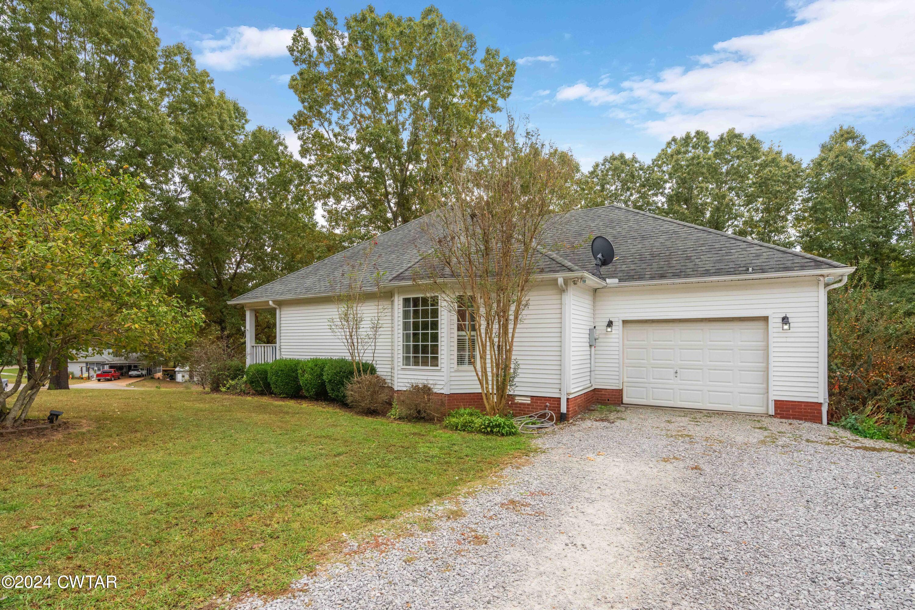 2989 Piney Creek Road