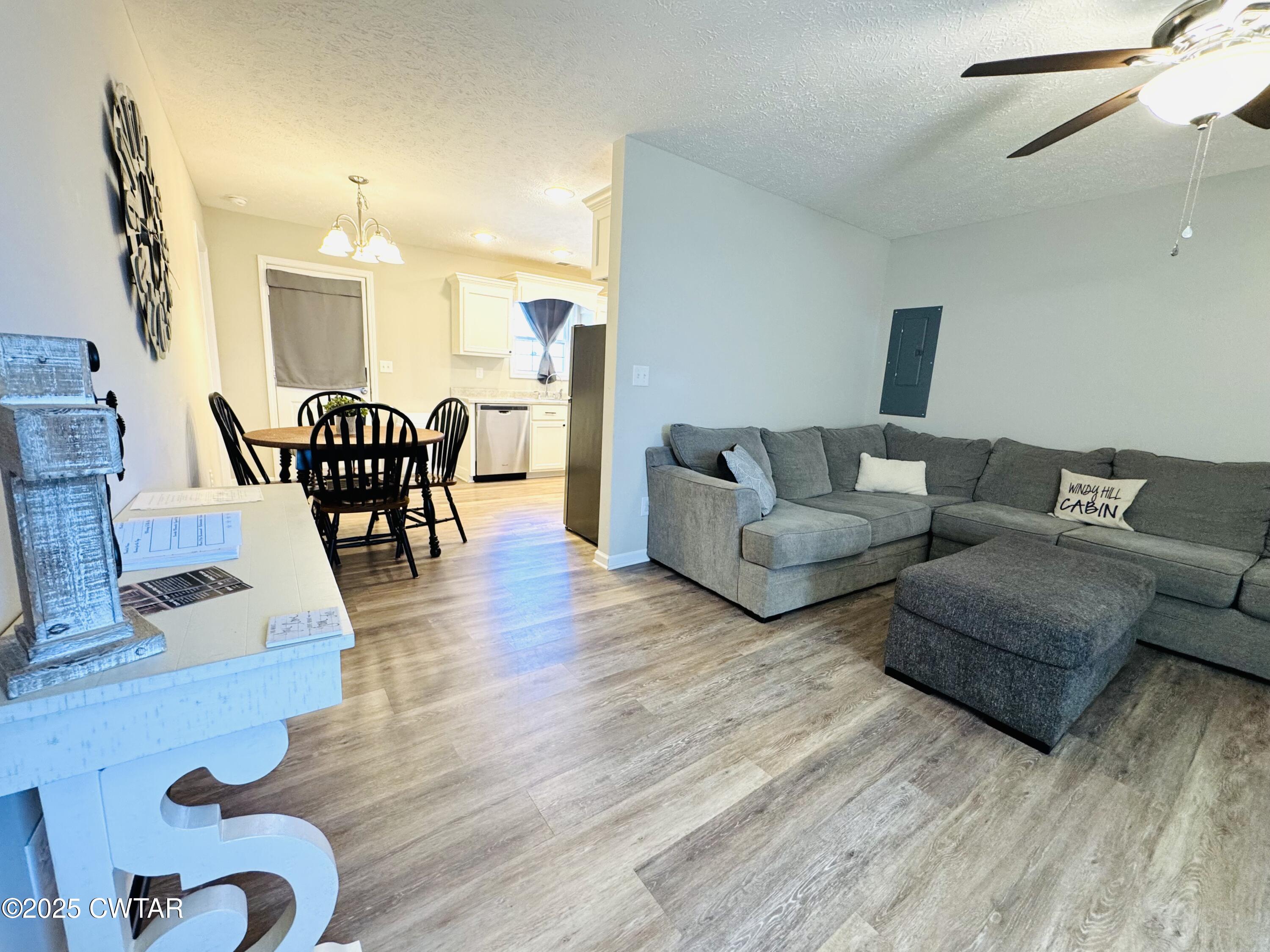 365 E 4th Street