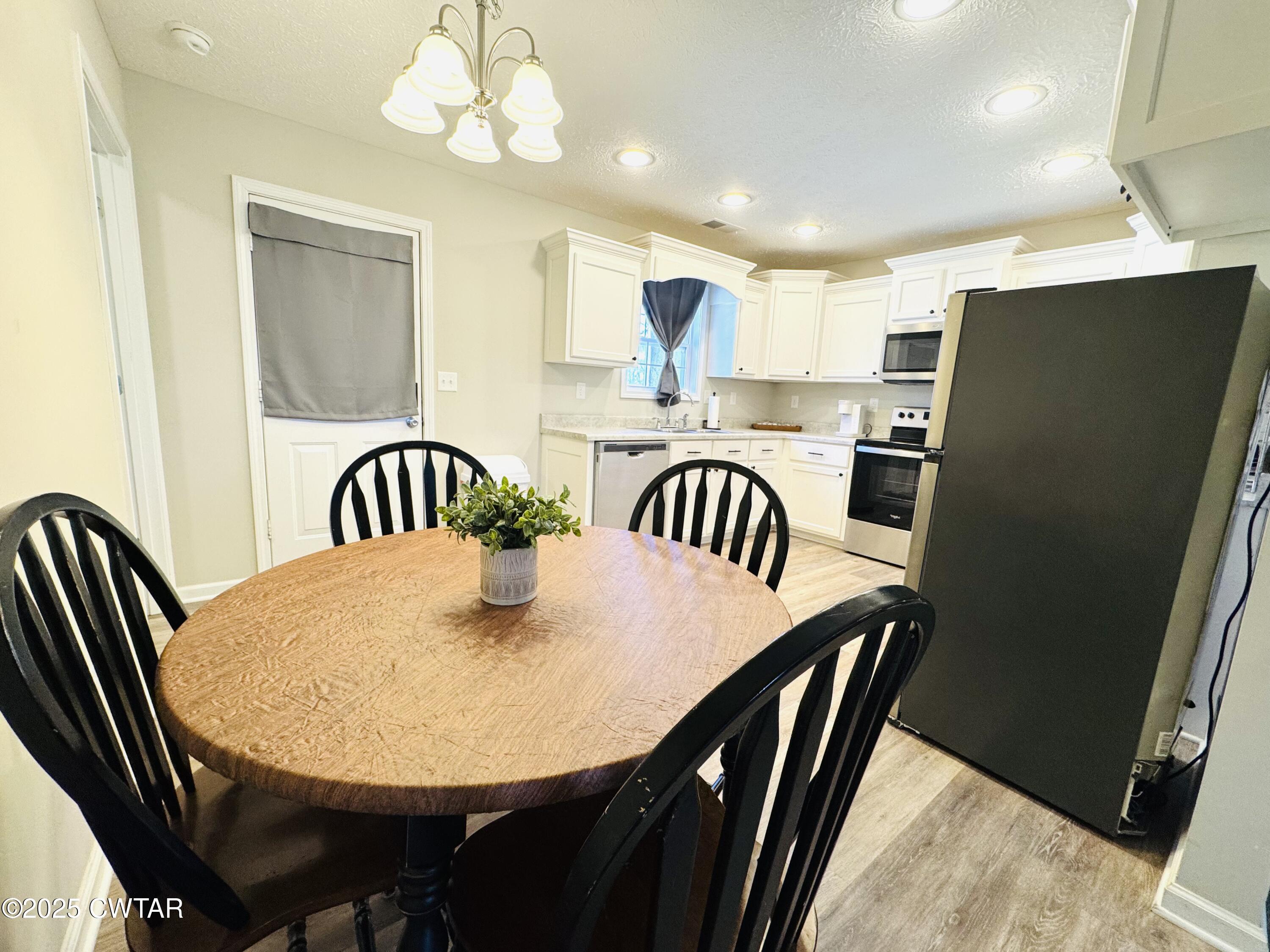 365 E 4th Street