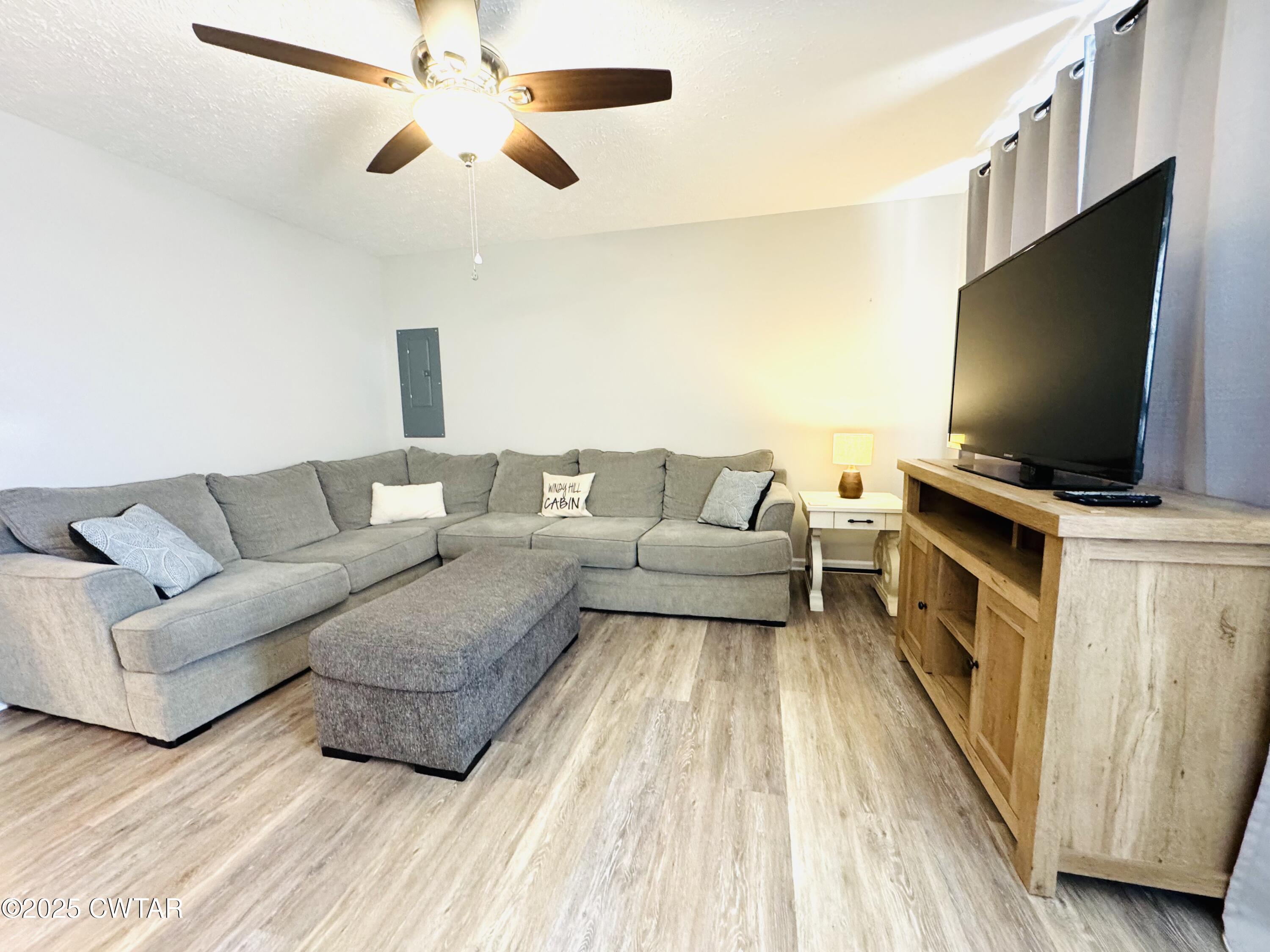 365 E 4th Street