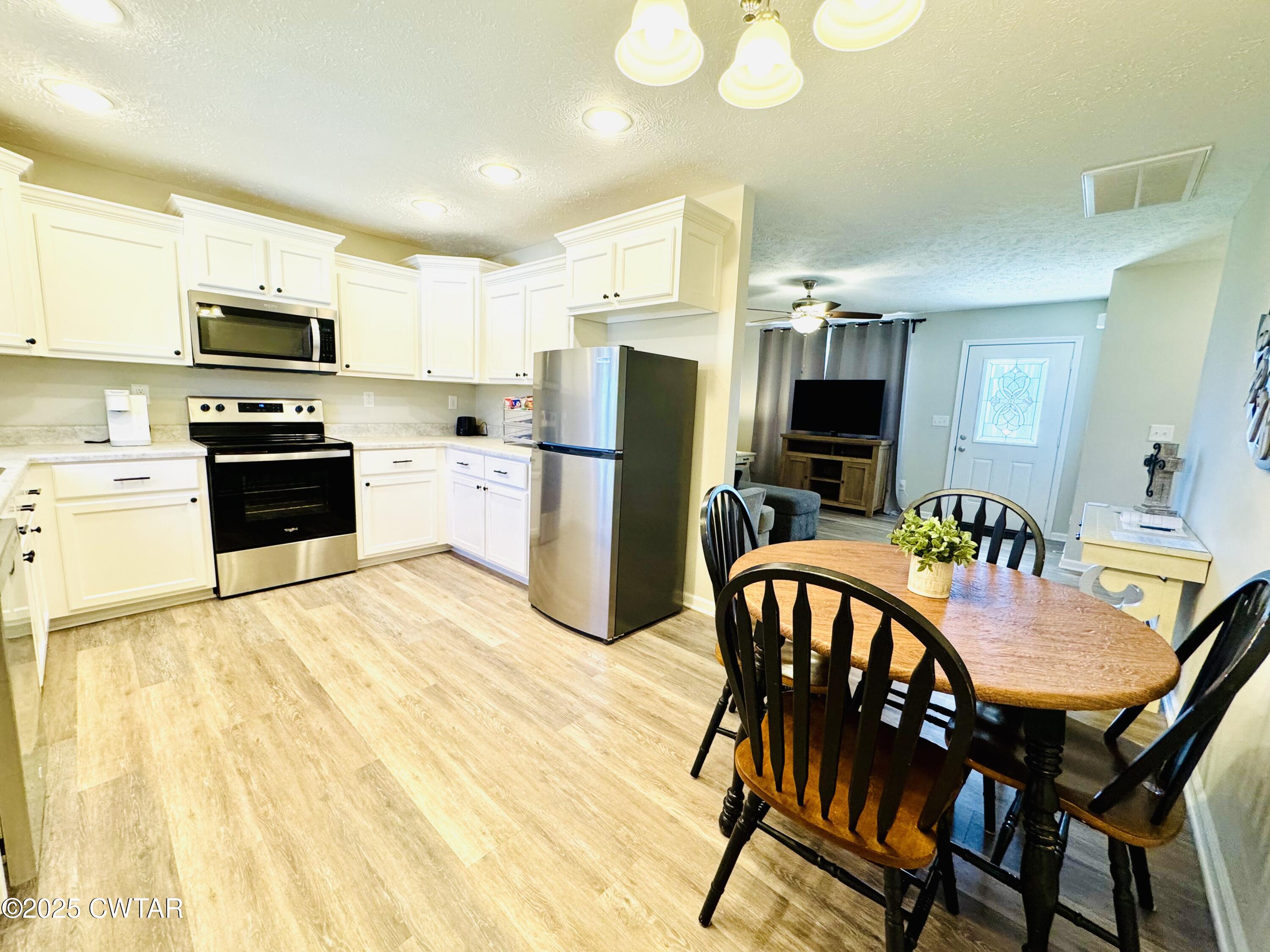 365 E 4th Street