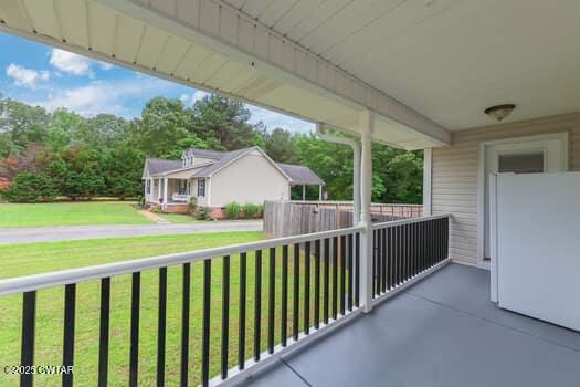 44 Chandler Cove